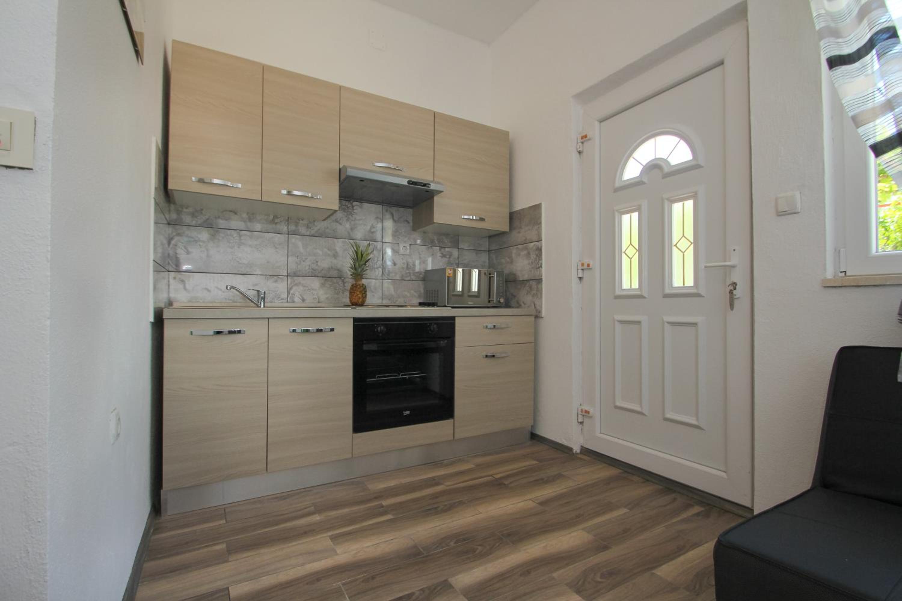 Apartment - Photo 19