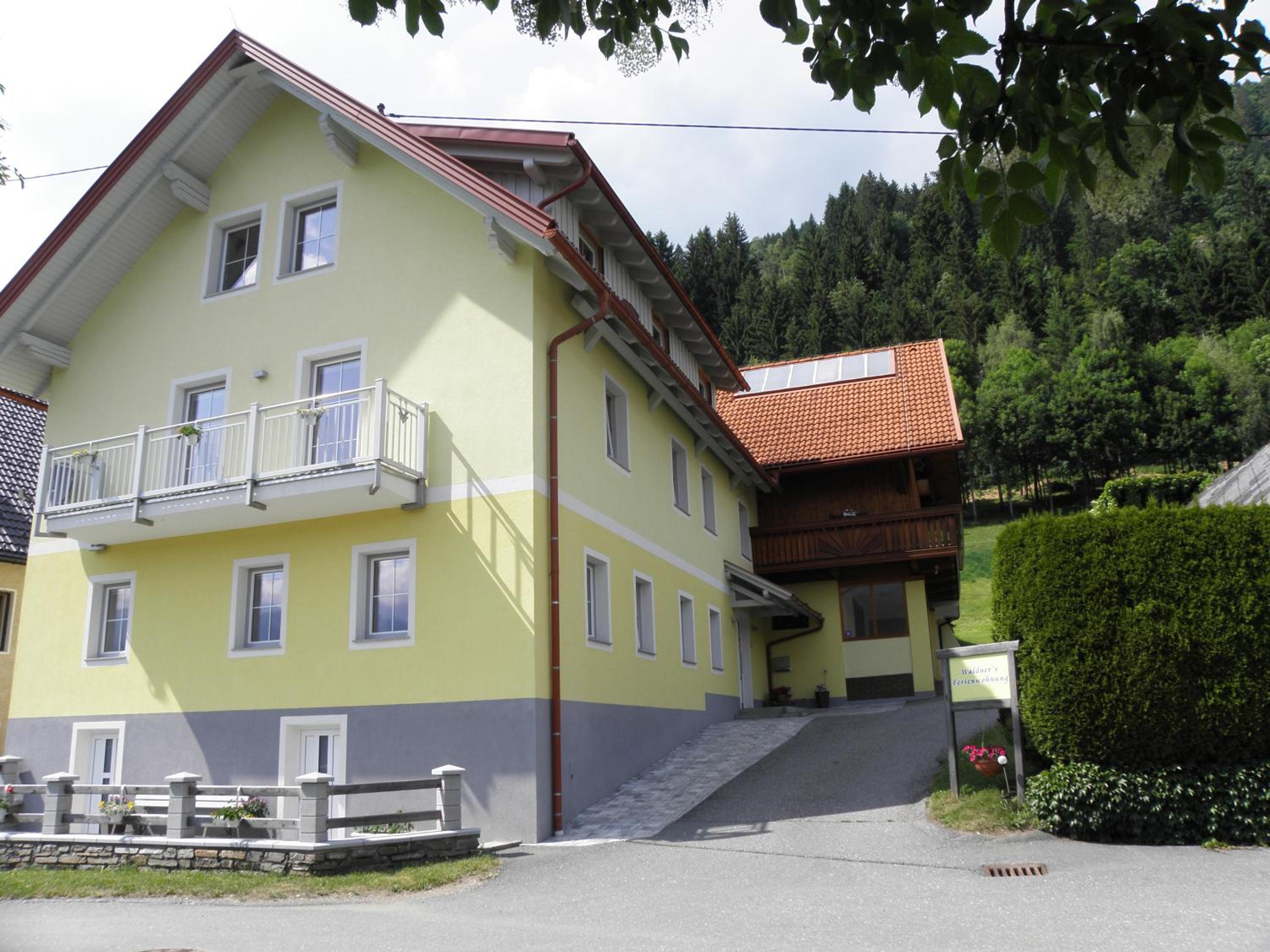 Apartment with Mountain View - Photo 53