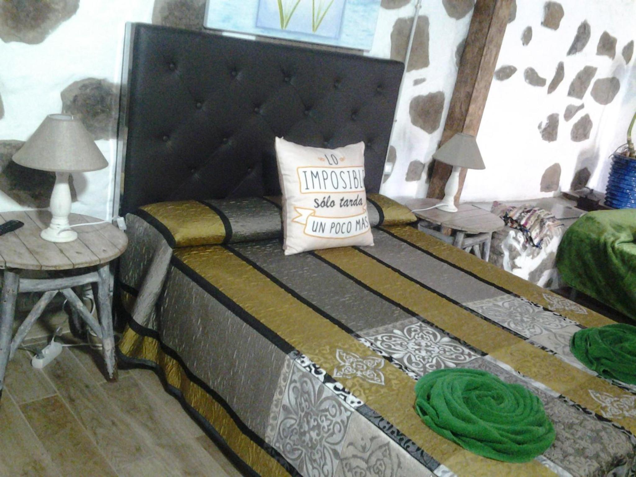 Deluxe Queen Room - Photo 5