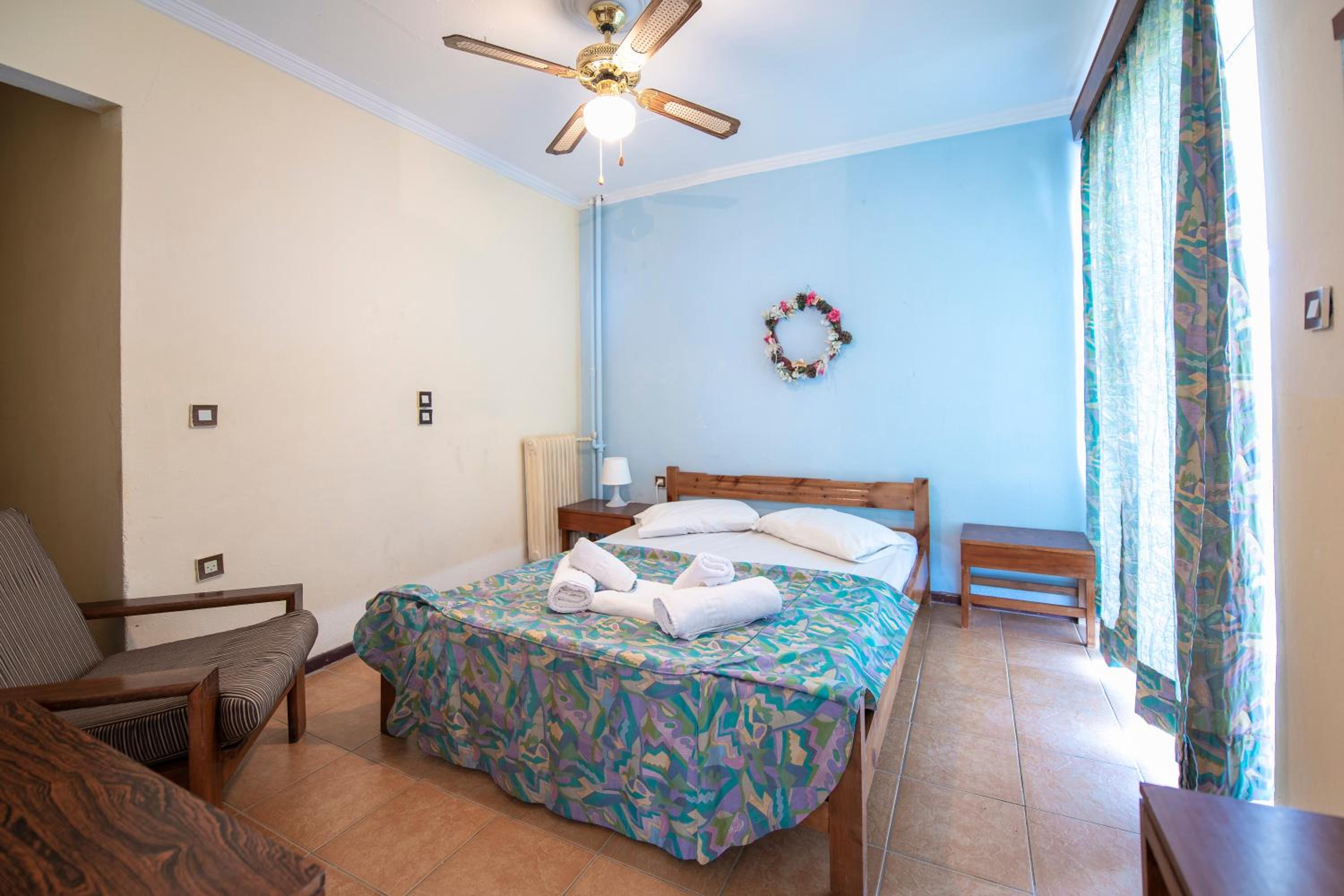 Family Room with Sea View - Photo 3