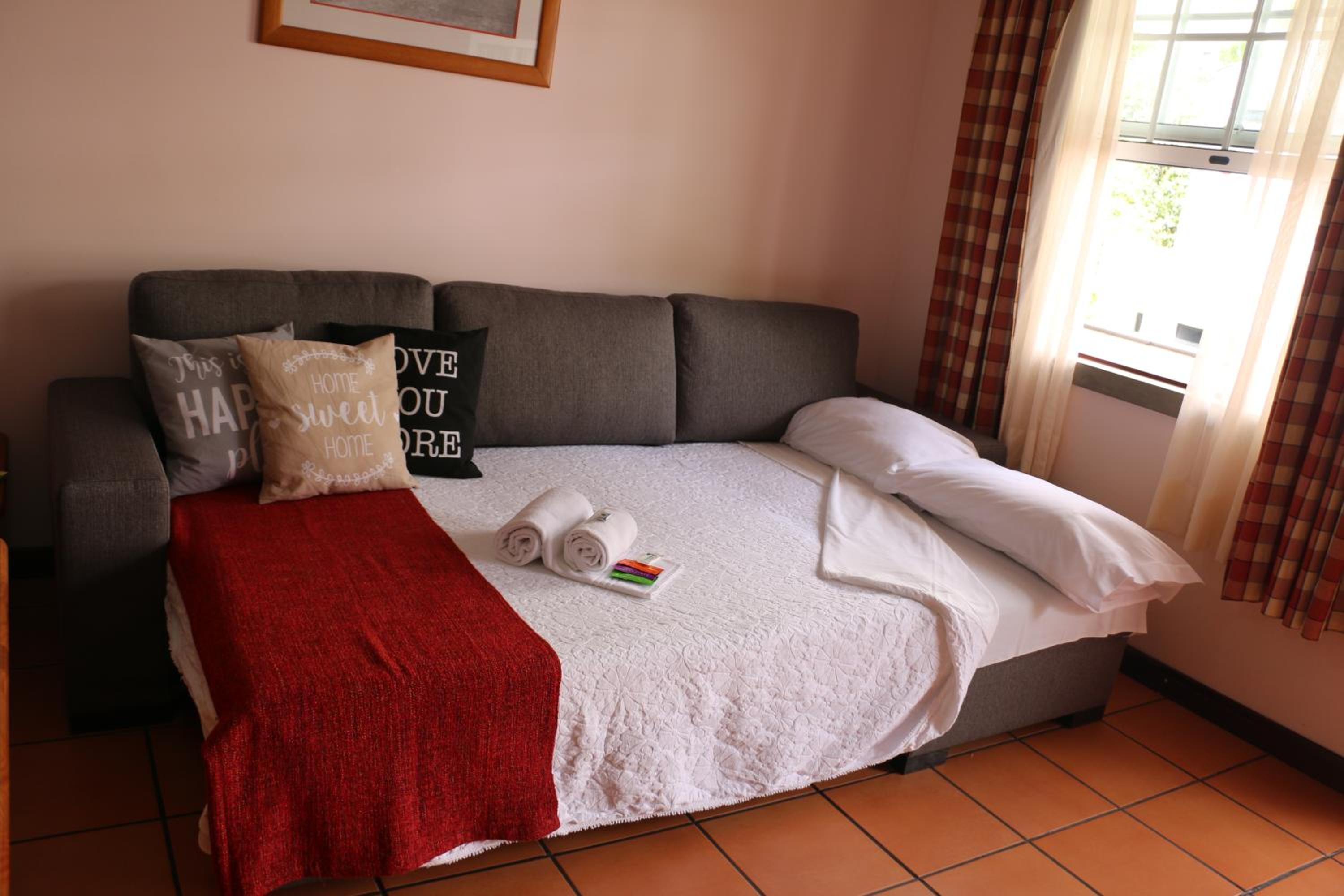 One-Bedroom Apartment - Photo 10