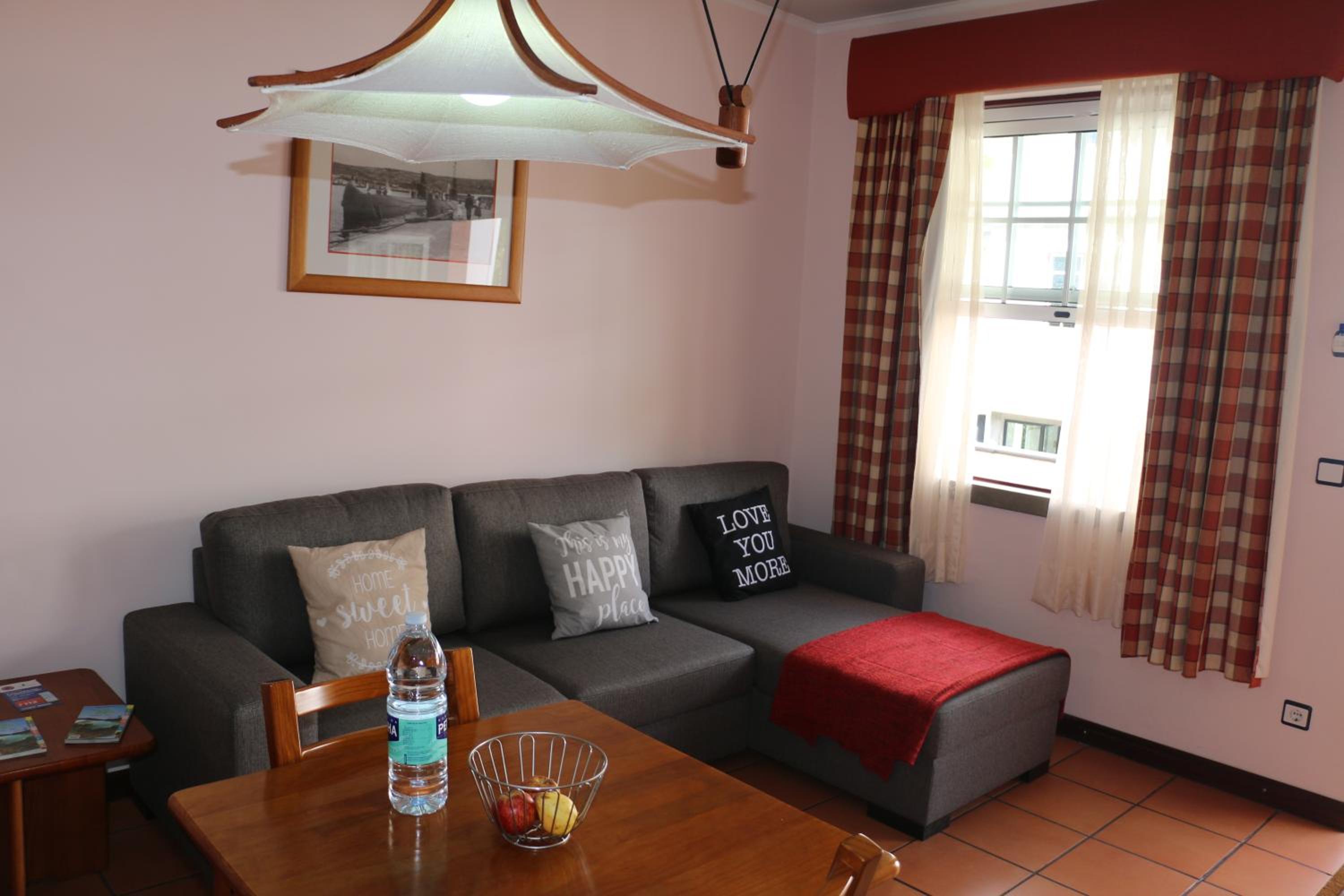 One-Bedroom Apartment - Photo 9