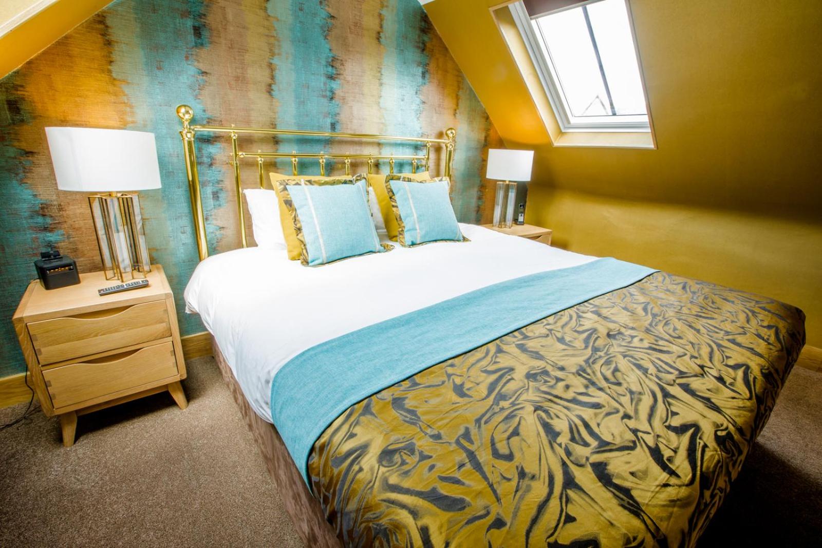 Standard King Room photo 2