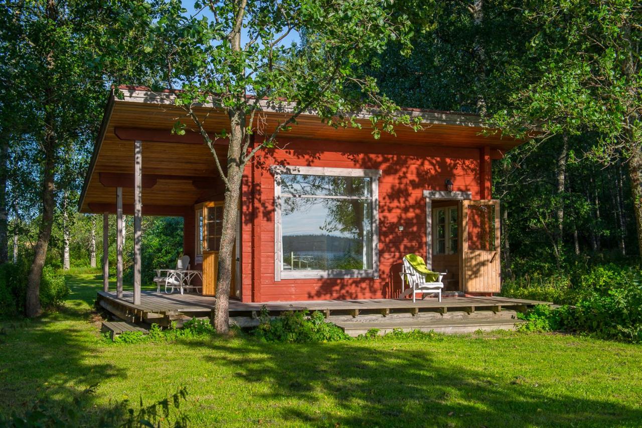 Cottage with Lake View photo 3