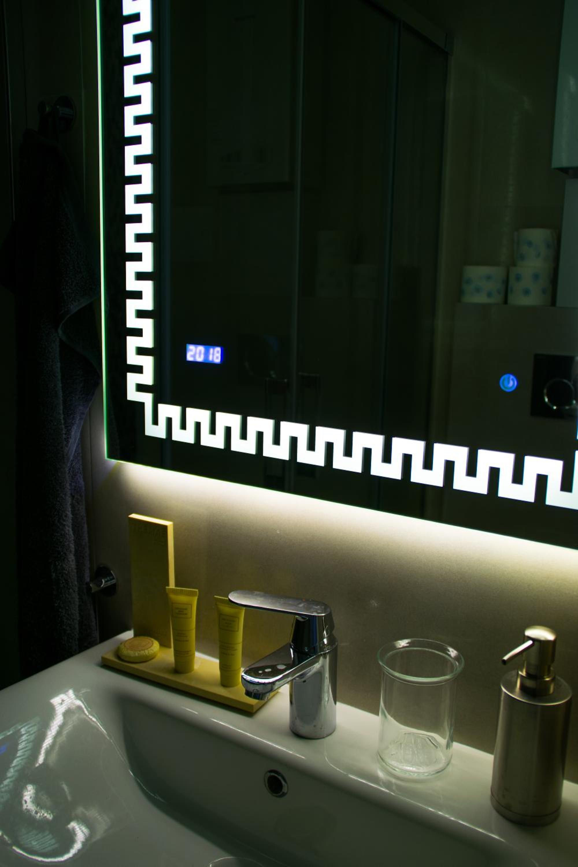 Apartment - Photo 1