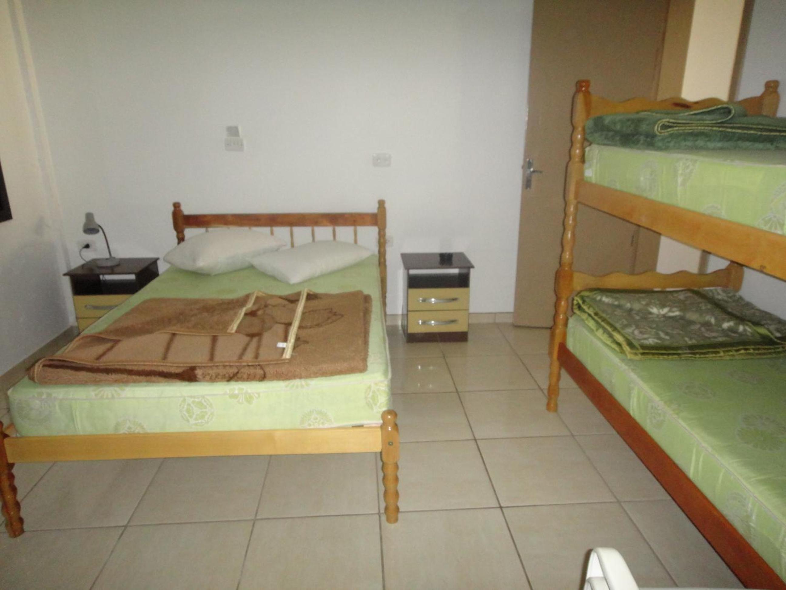 One-Bedroom Apartment - Photo 1
