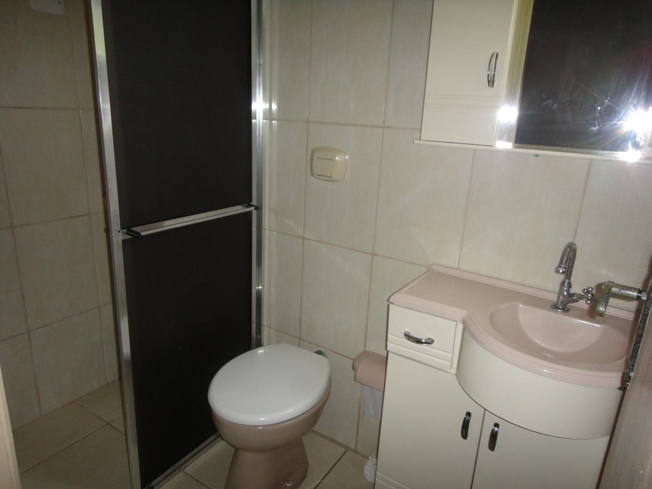 One-Bedroom Apartment - Photo 6