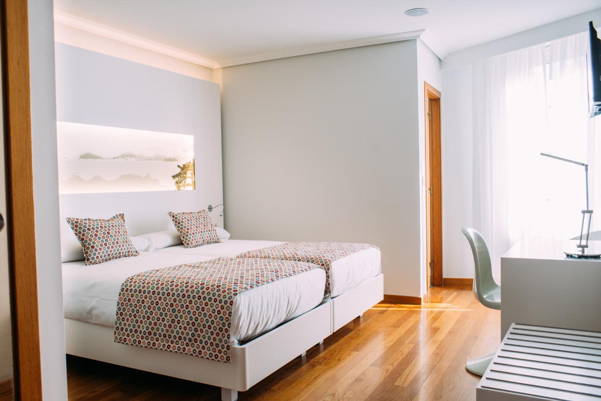 Deluxe Double or Twin Room - Photo 1