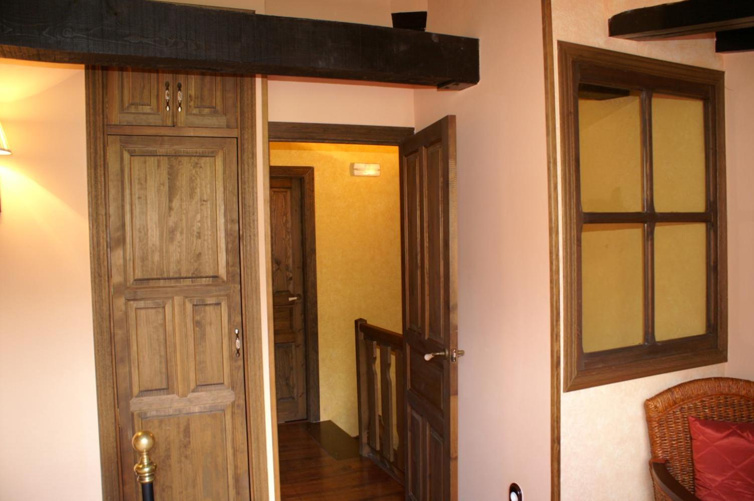 Two-Bedroom House photo 2