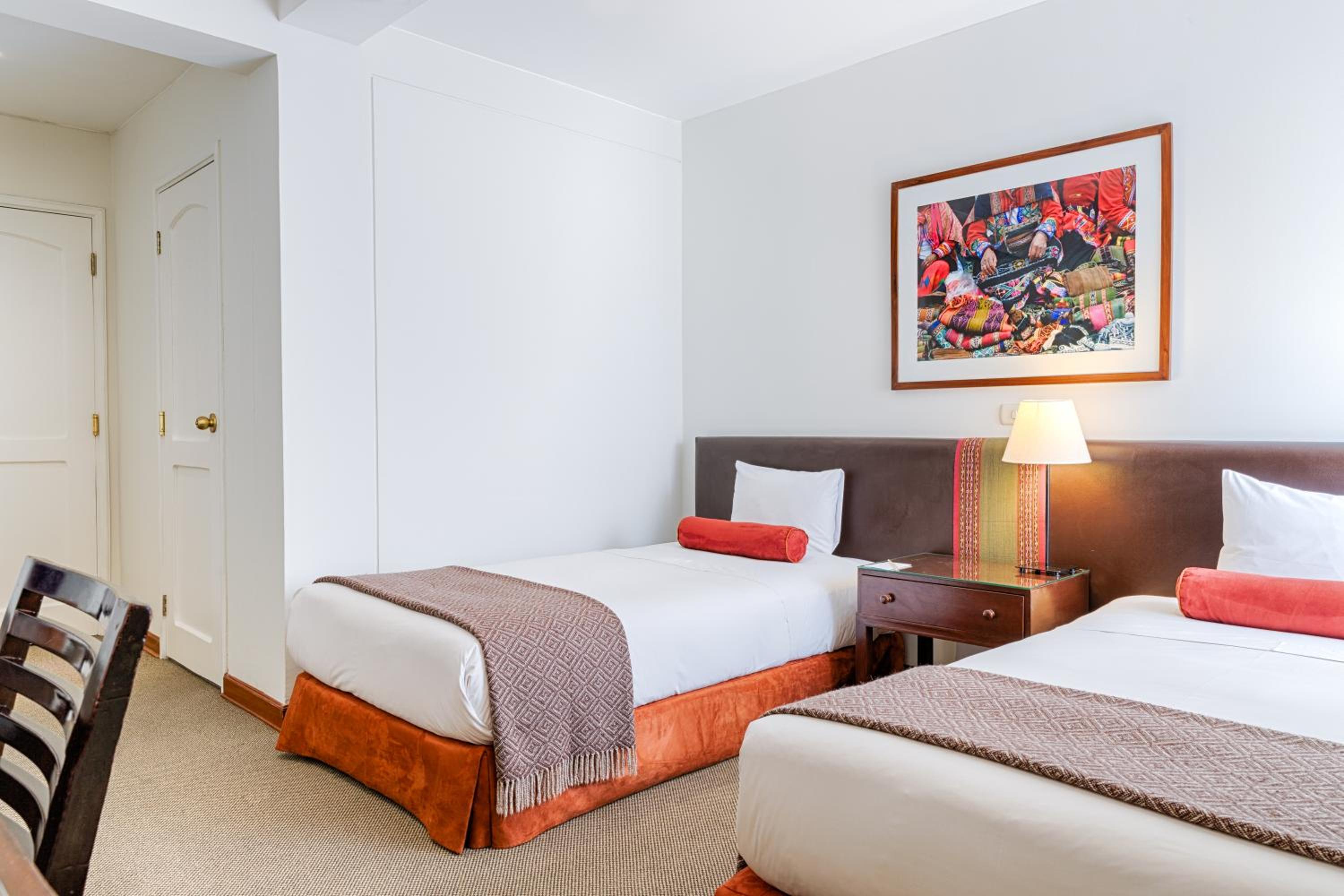 Standard Twin Room - Photo 5