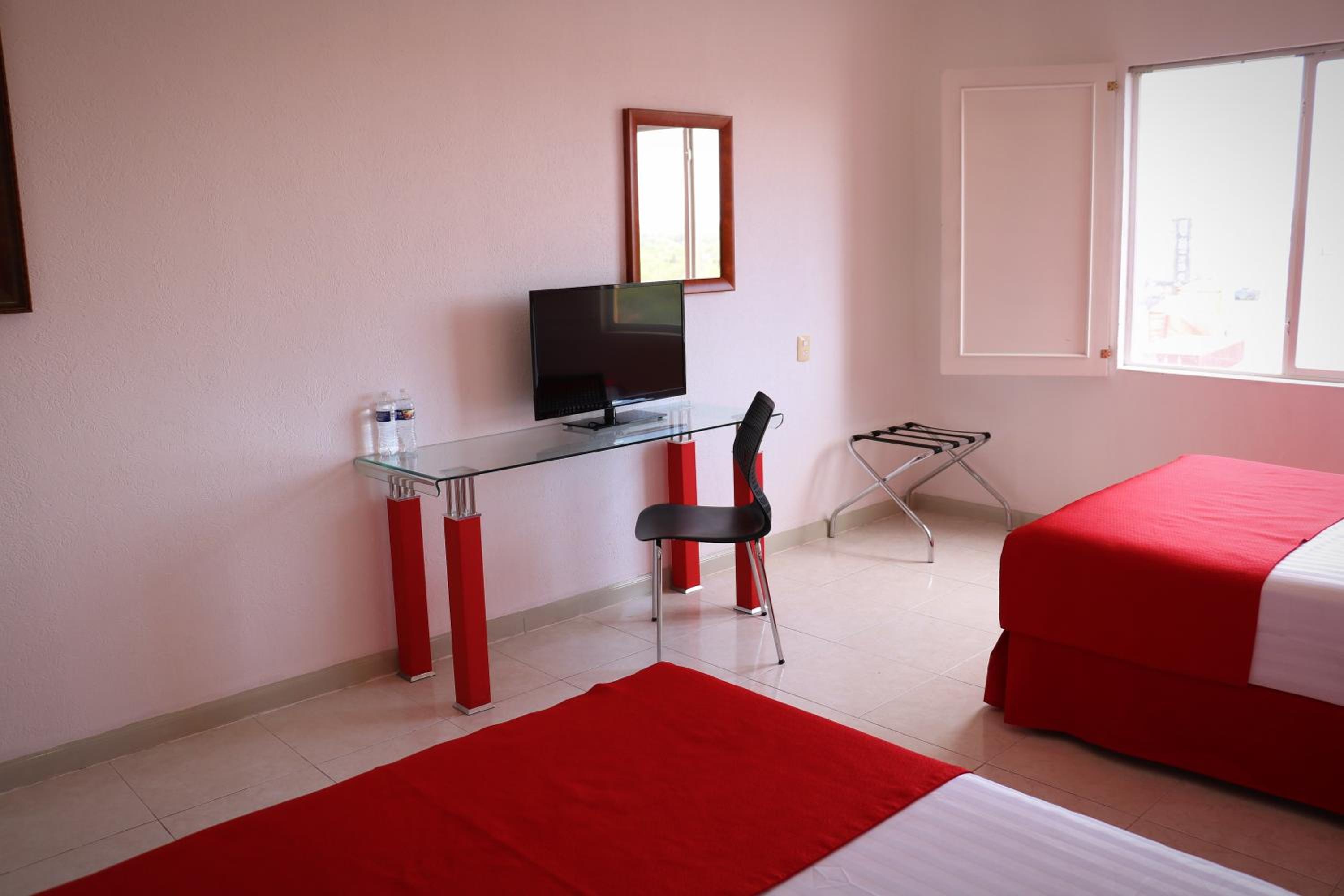 Standard Double Room with Two Double Beds - Photo 7