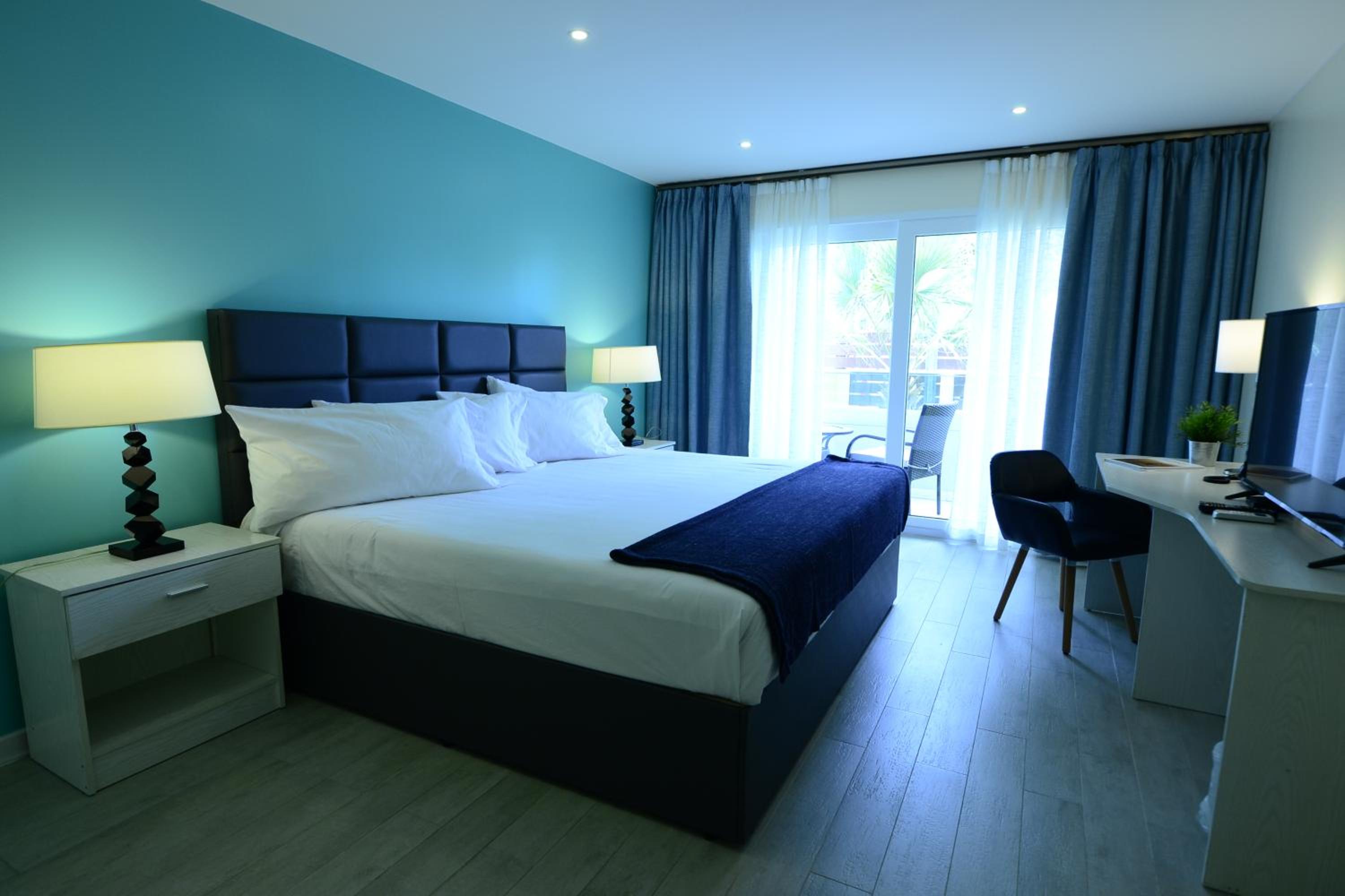 King Room with Balcony