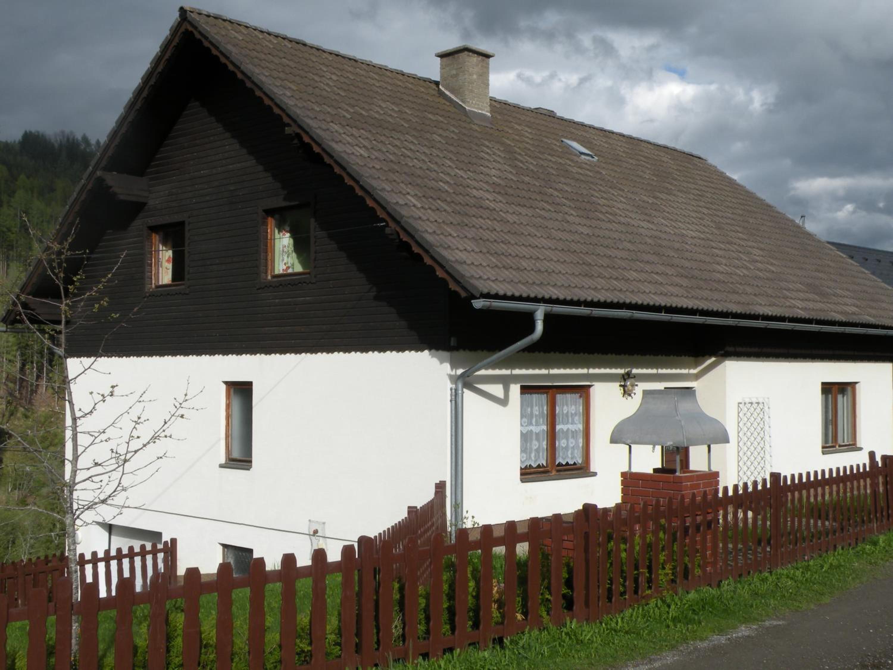 Four-Bedroom House photo 2