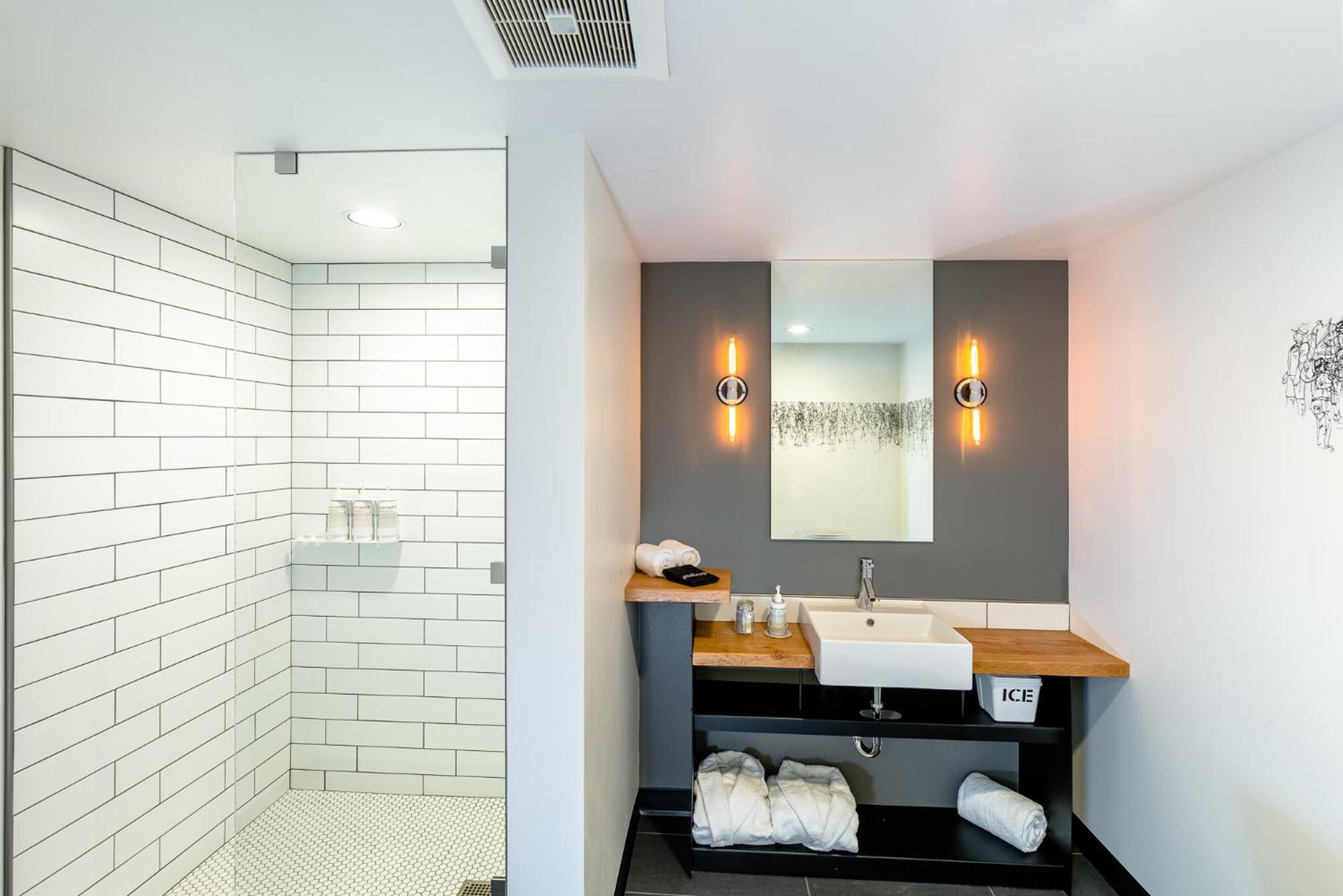 Double Room - Photo 2