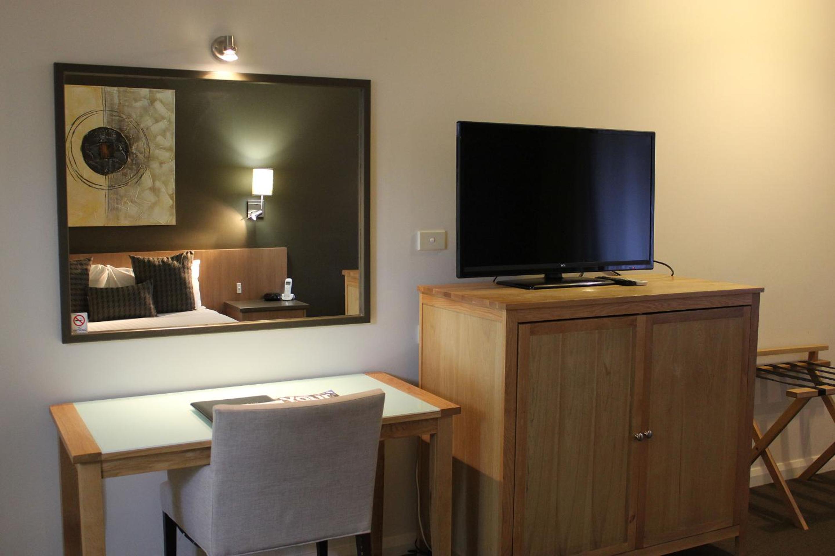 Deluxe Queen Room - Photo 4
