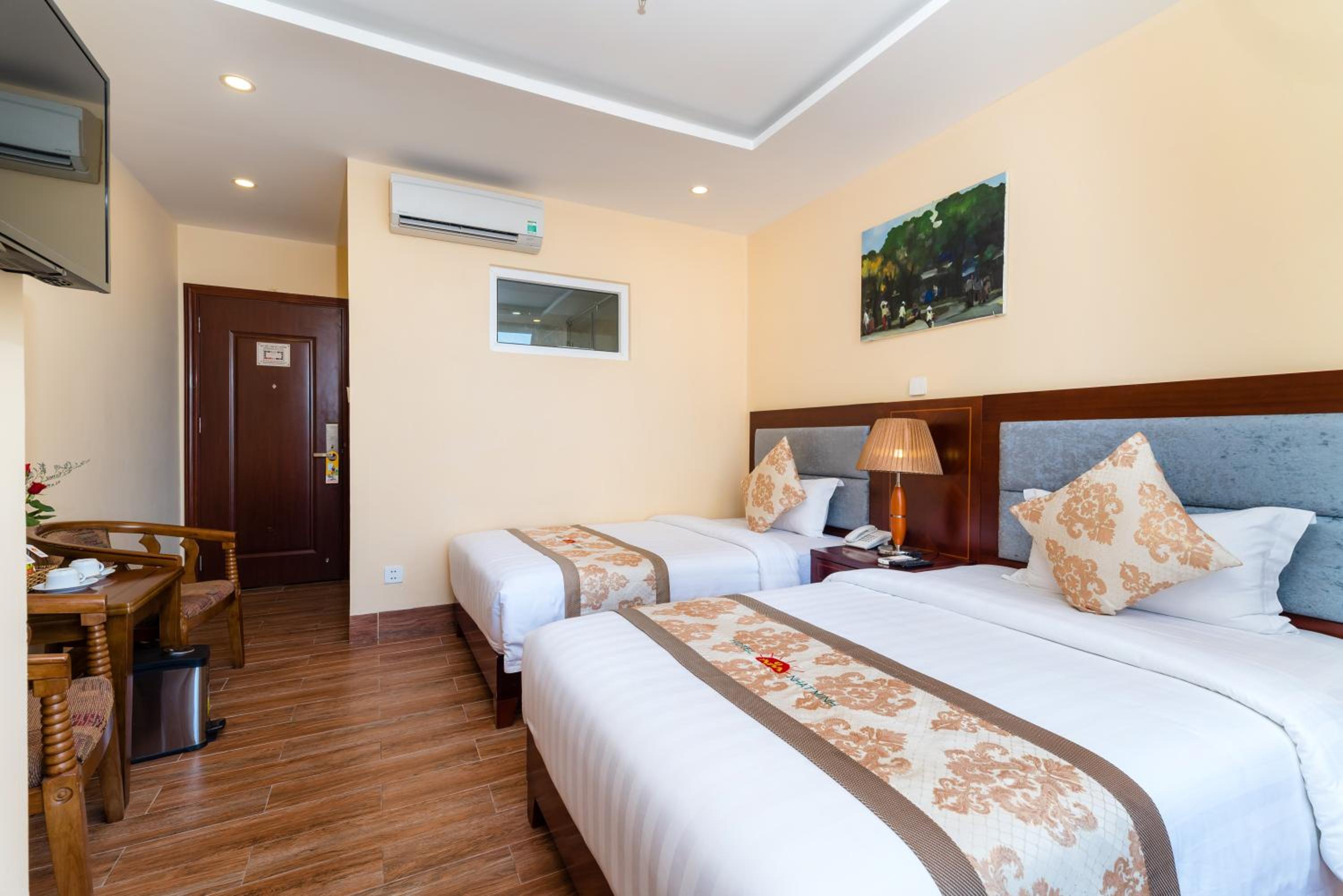 Twin Room with City View