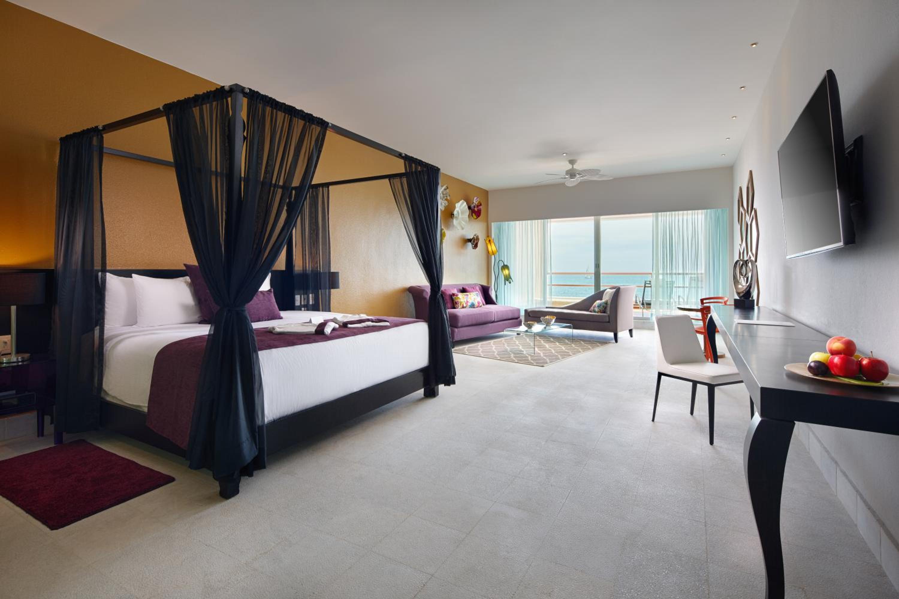 Ocean Front Suite