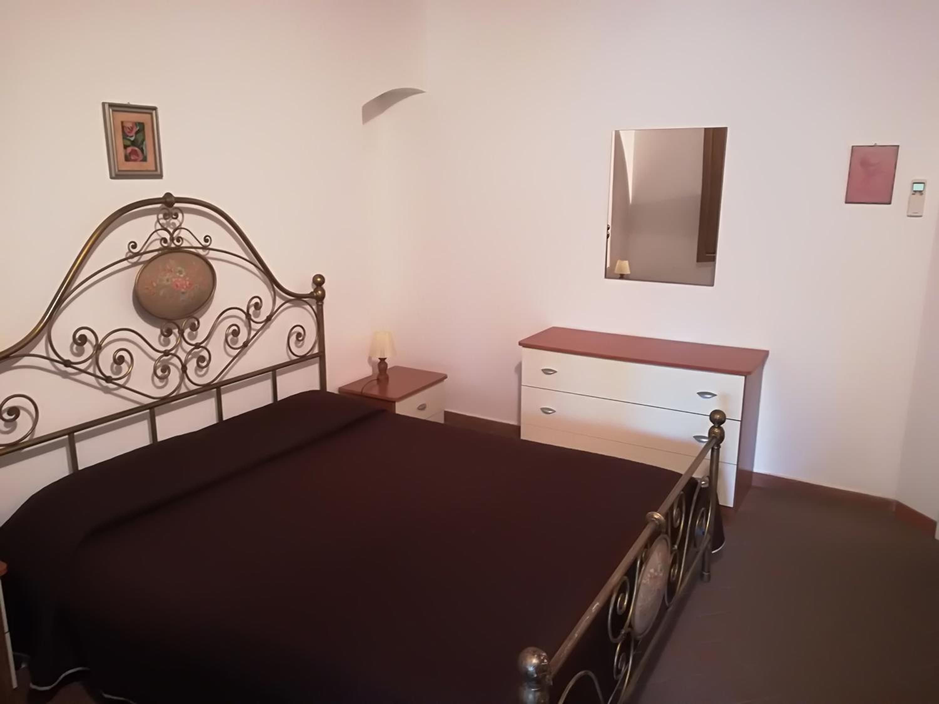 One-Bedroom House photo 3