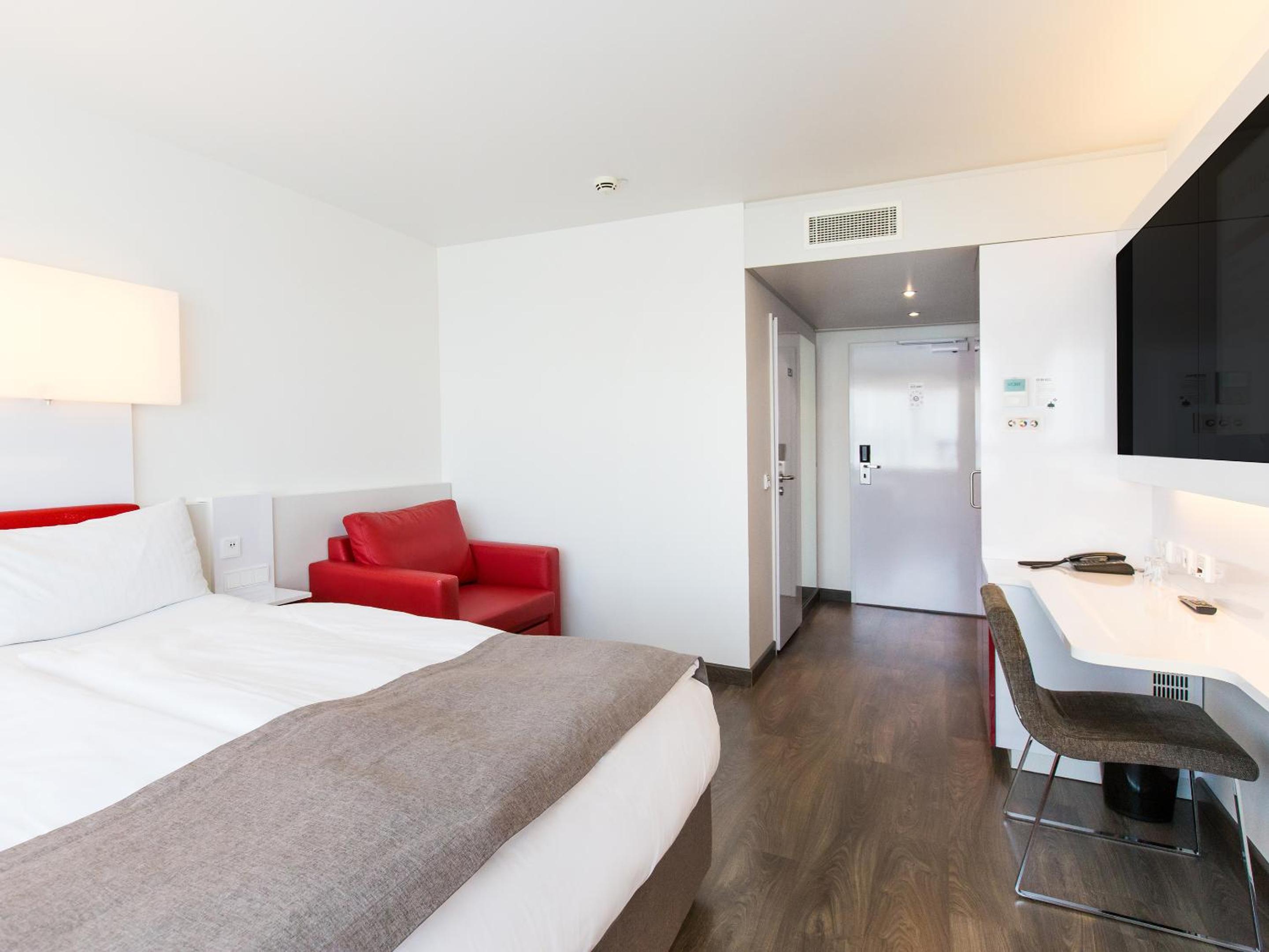 Standard Double Room photo 3