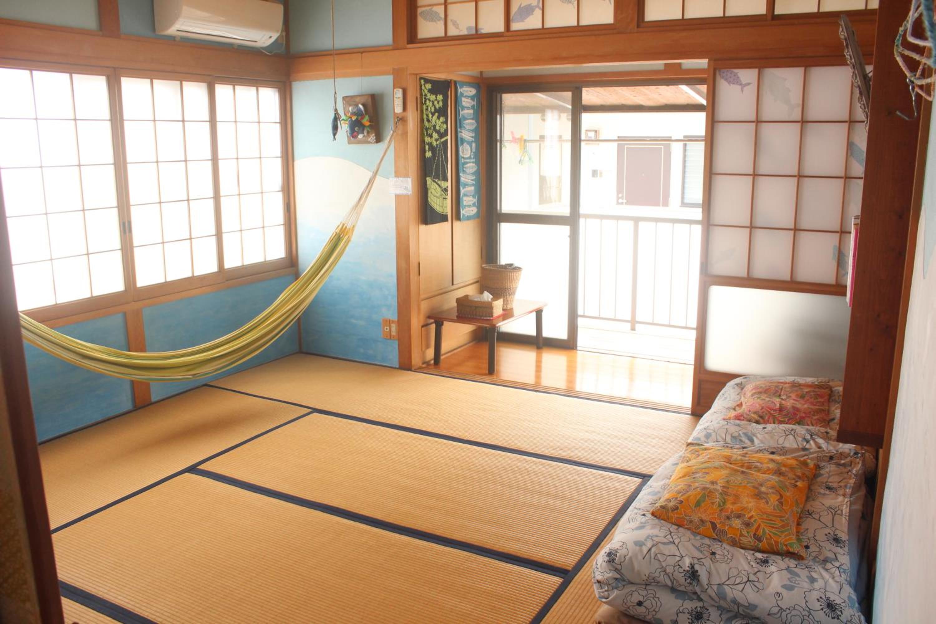 Triple Room with Balcony - Photo 9