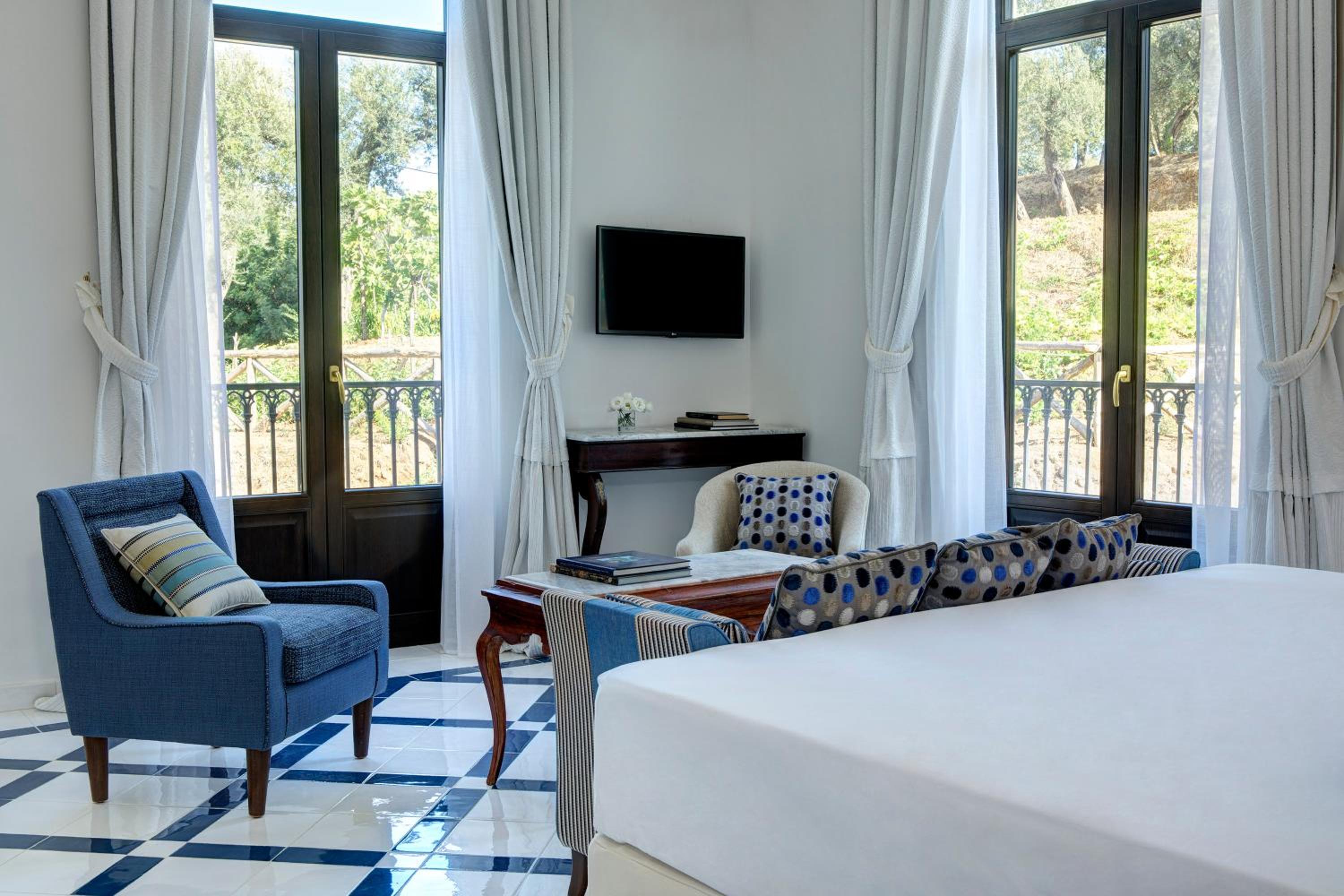 Superior Double or Twin Room with Sea View and Balcony
