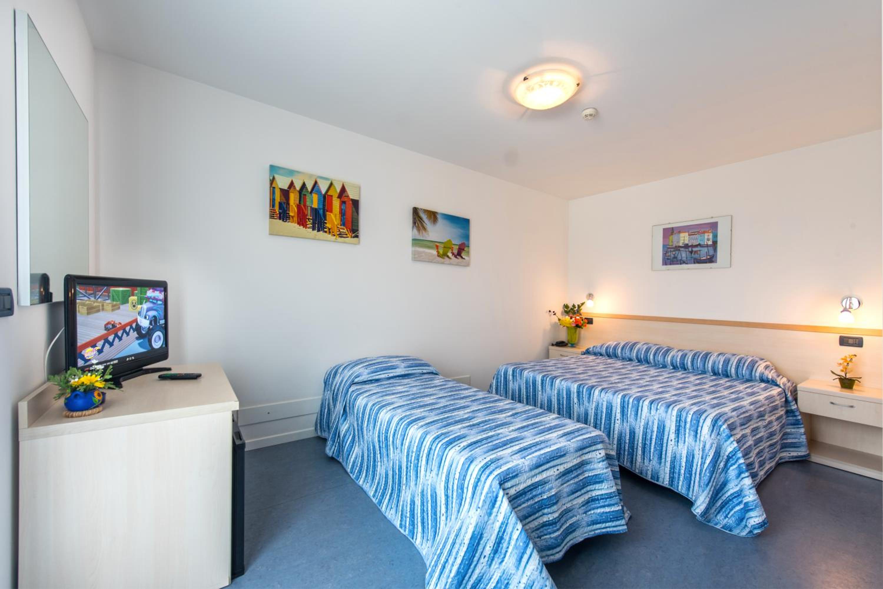 Triple Room - Photo 1