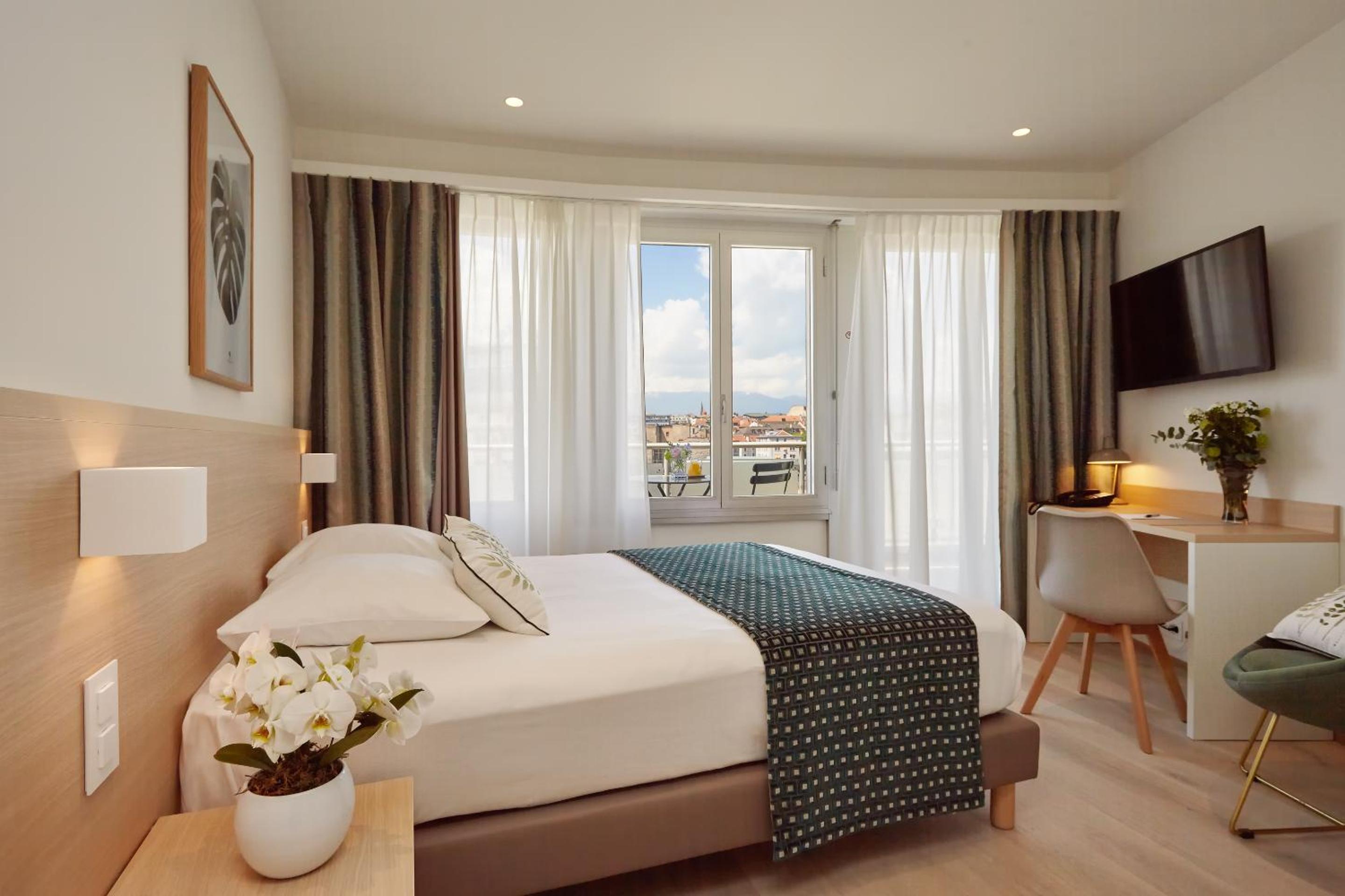 Superior Double Room - Photo 8