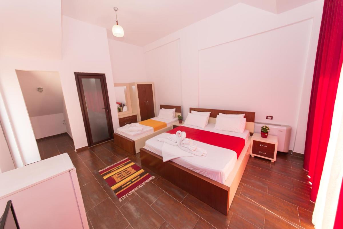 Triple Room with Sea View