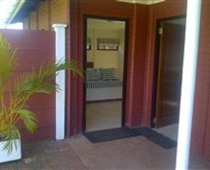 Budget Double Room - Photo 3