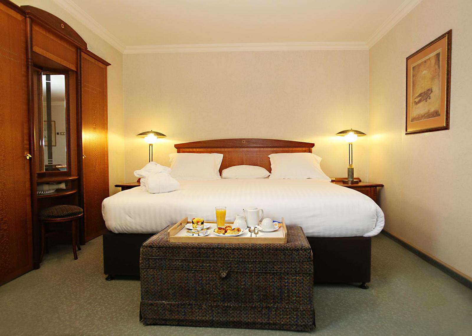 Studio Suite with Double Bed - Photo 1