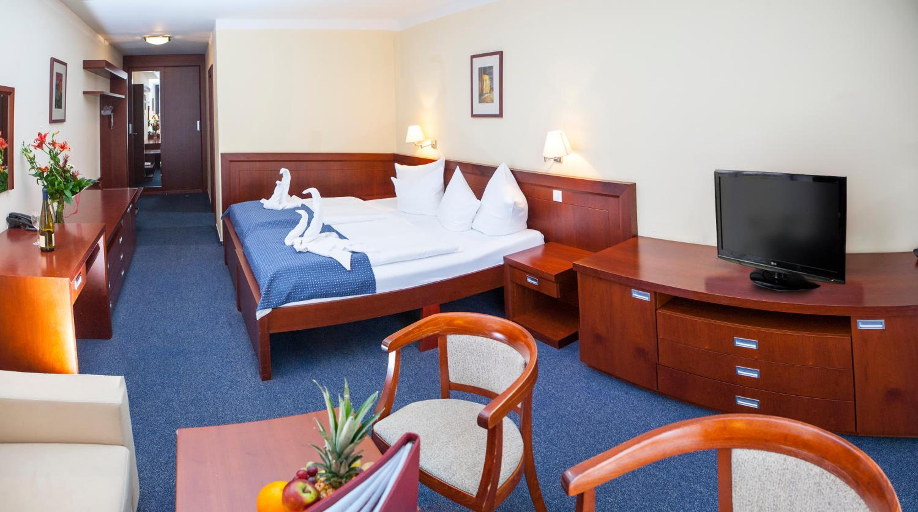 Standard Double Room - Photo 1