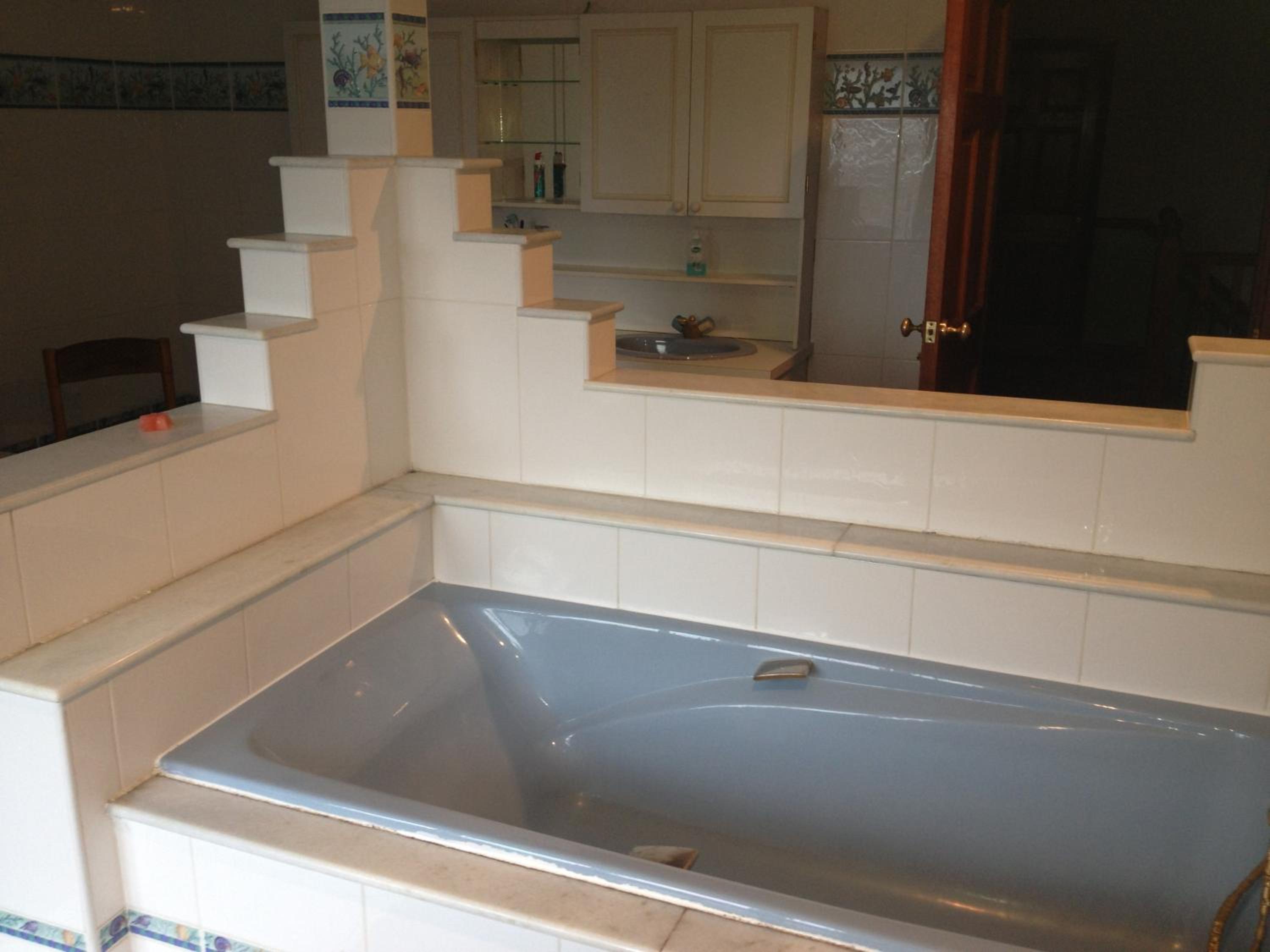 Twin Room with Private External Bathroom photo 2