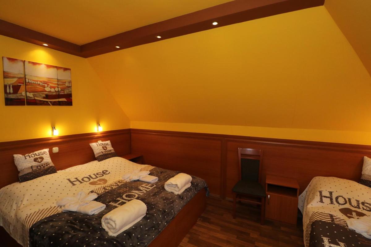 Triple Room photo 2
