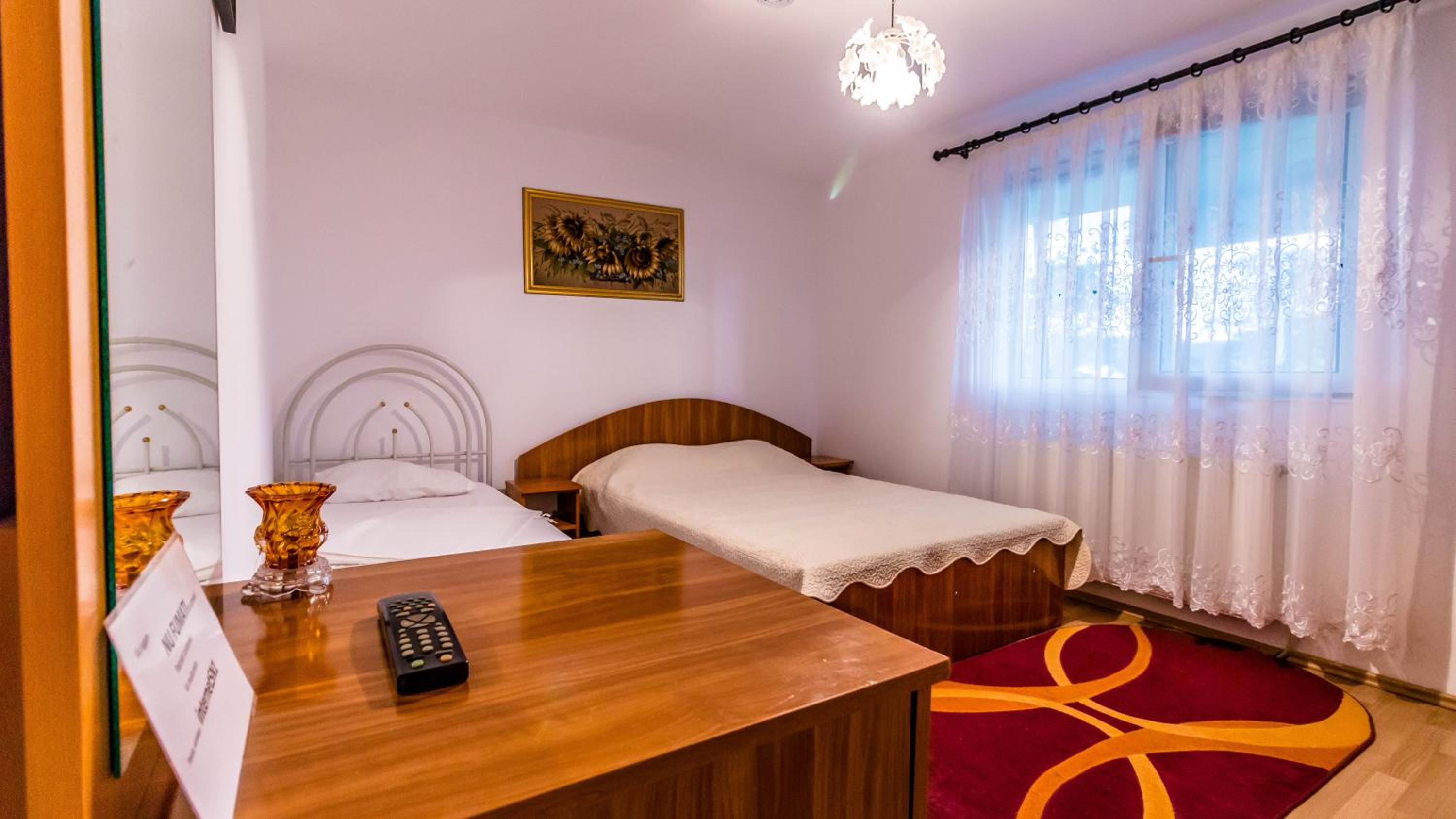 Triple Room with Bathroom - Photo 4
