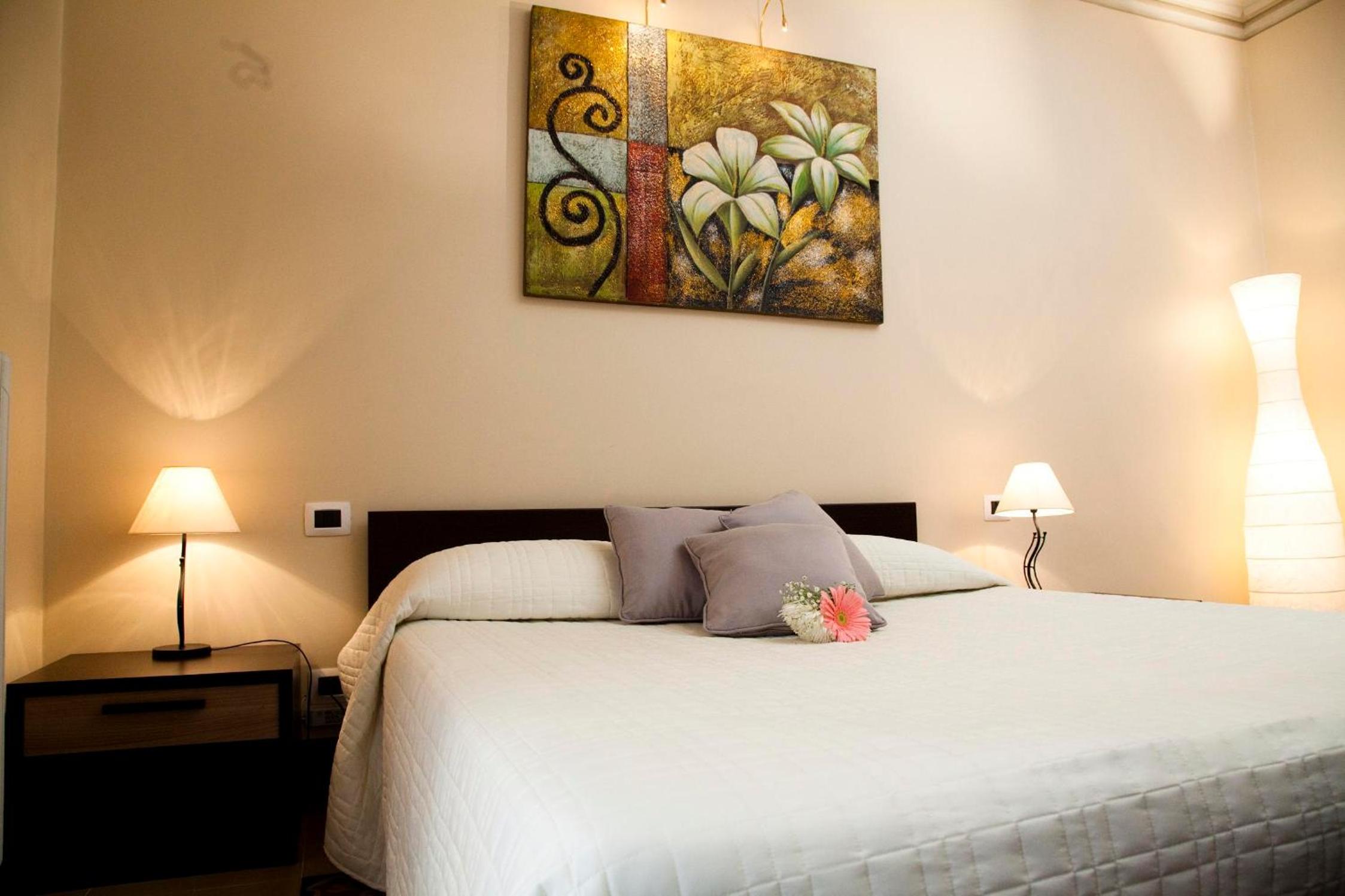 Double Room - Photo 1