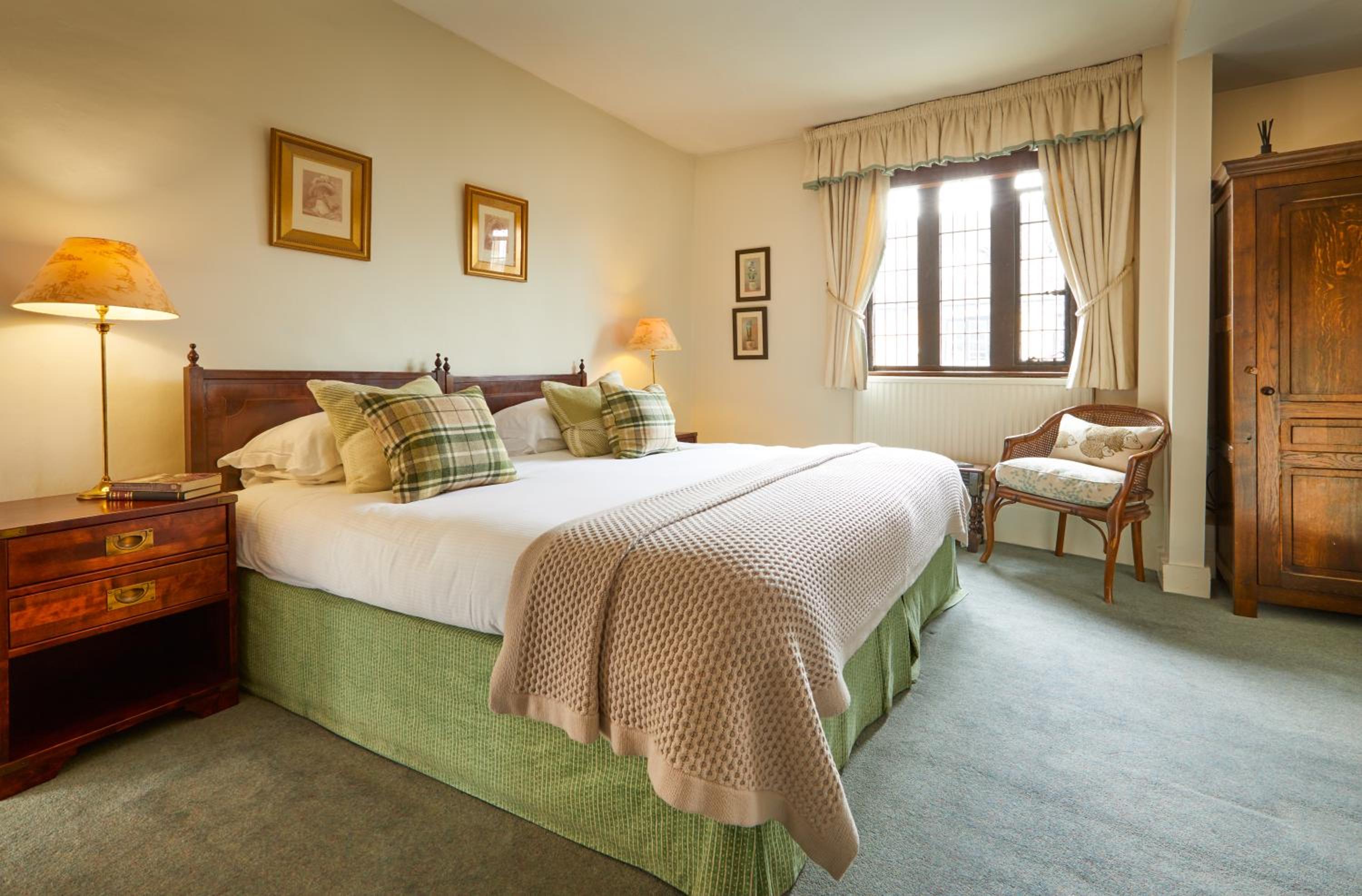 Deluxe Double or Twin Room photo 1