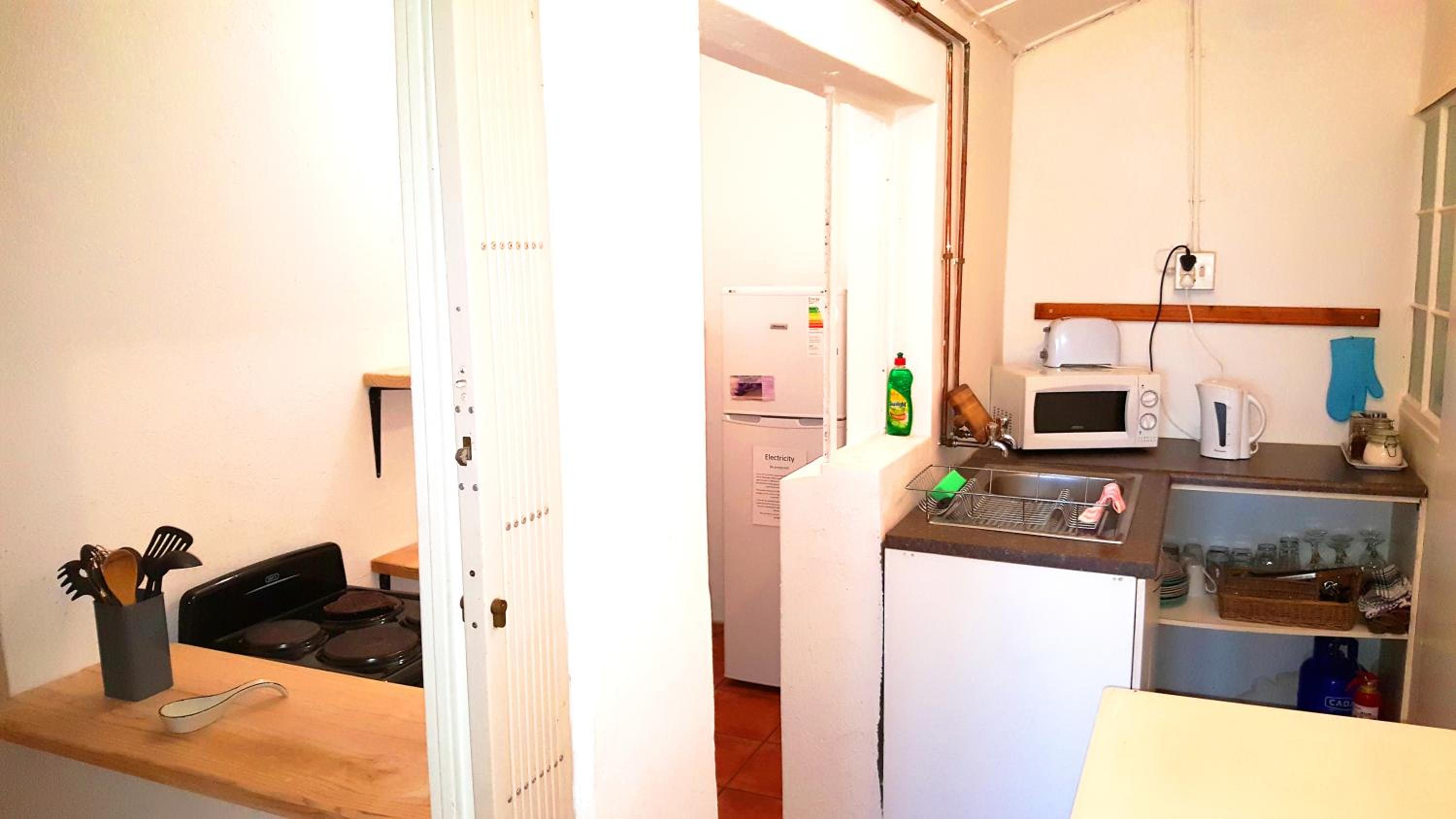 4-Sleeper Budget Cottage - Photo 9