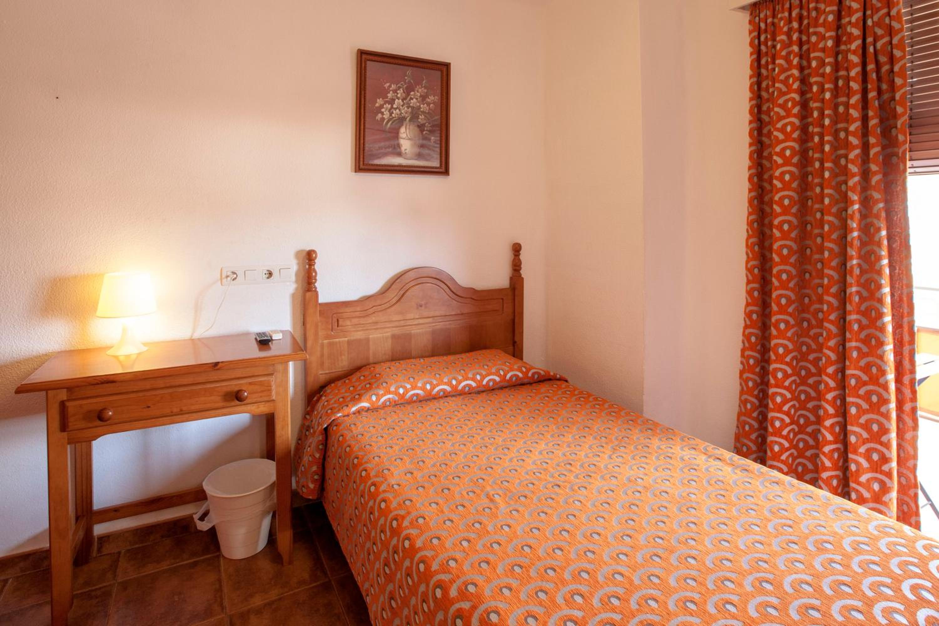 Habitación individual con baño privado