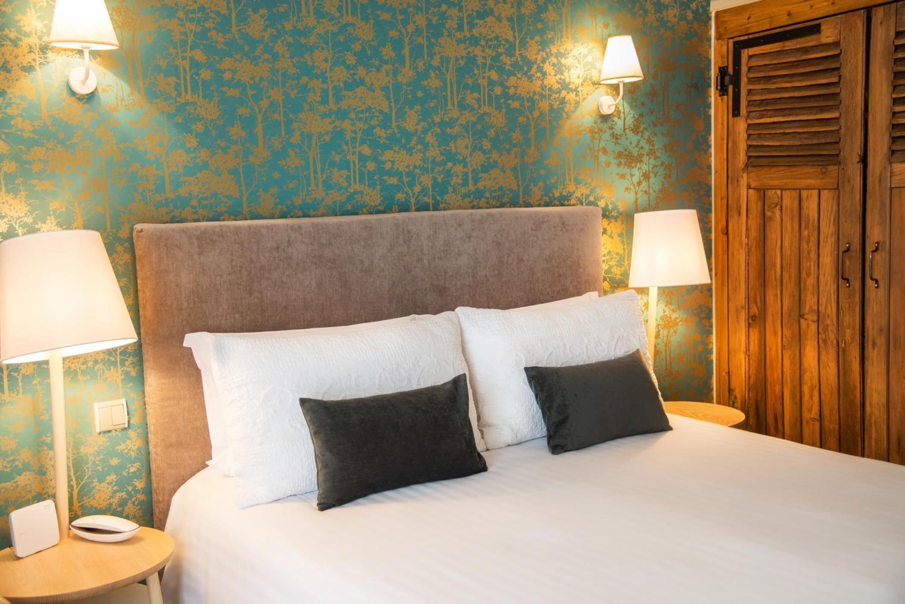 Comfort Double Room with Balcony - Photo 2