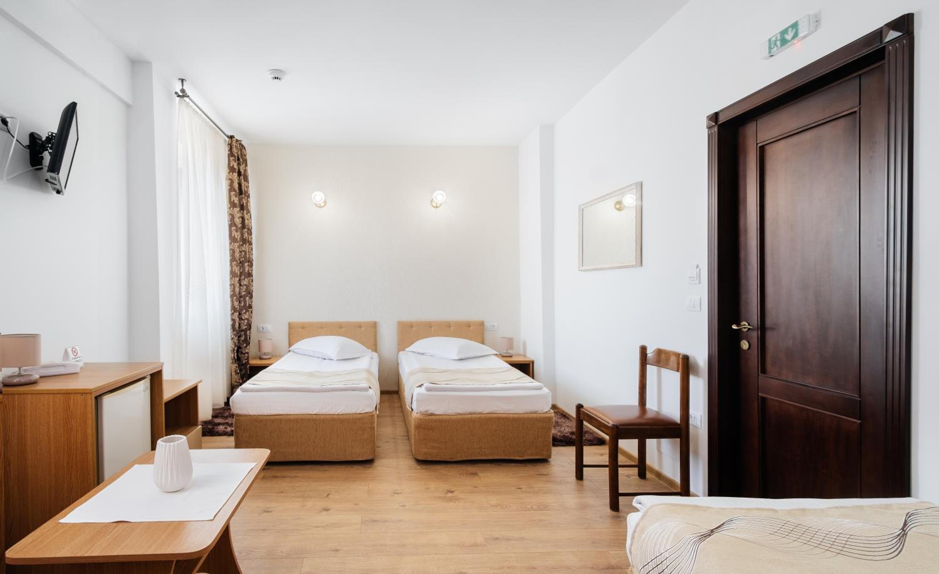 Triple Room photo 2