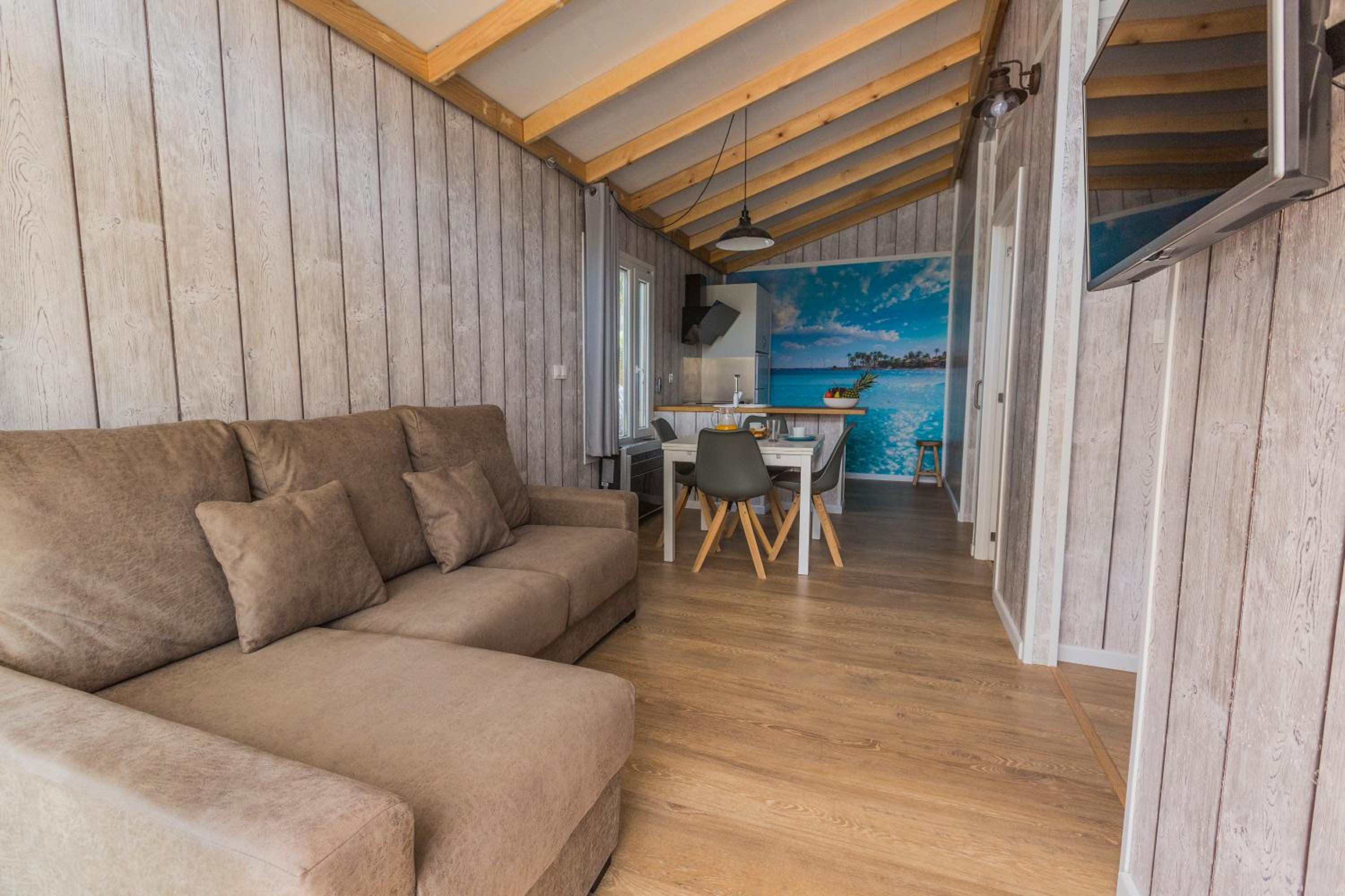 Deluxe Bungalow with Garden View Mediterranean Suite - Photo 4