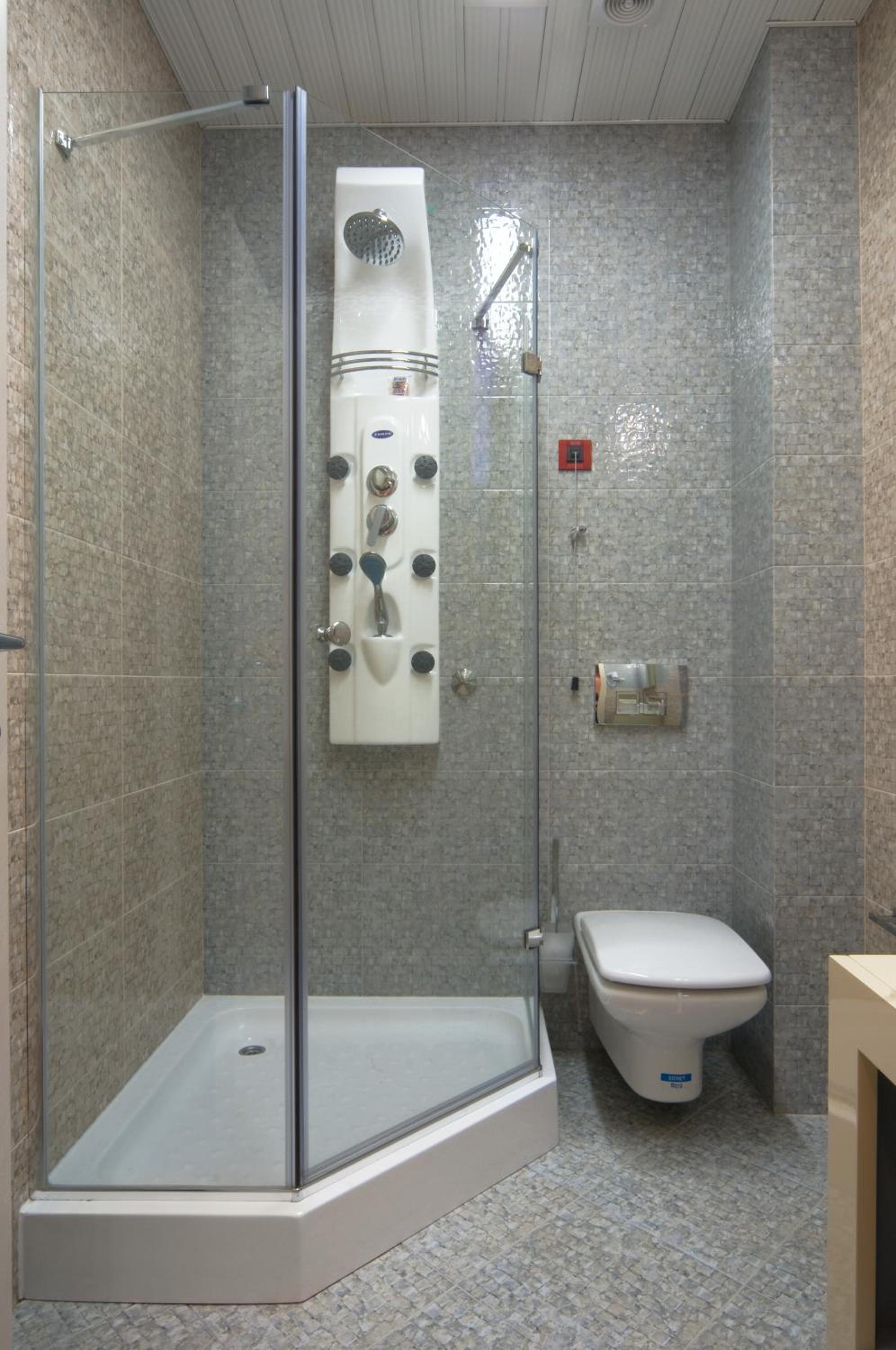 Twin Room - Photo 8
