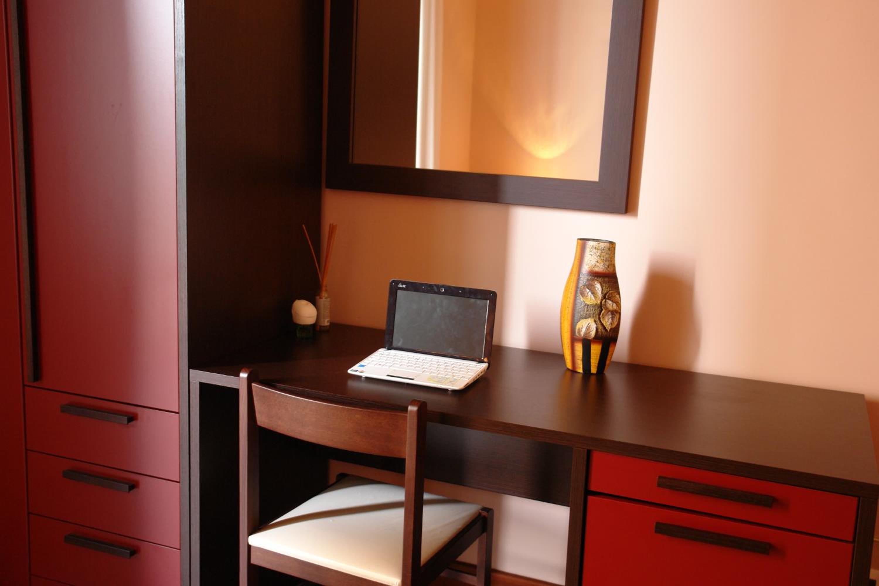 Deluxe Double Room with Spa Bath  - Photo 14