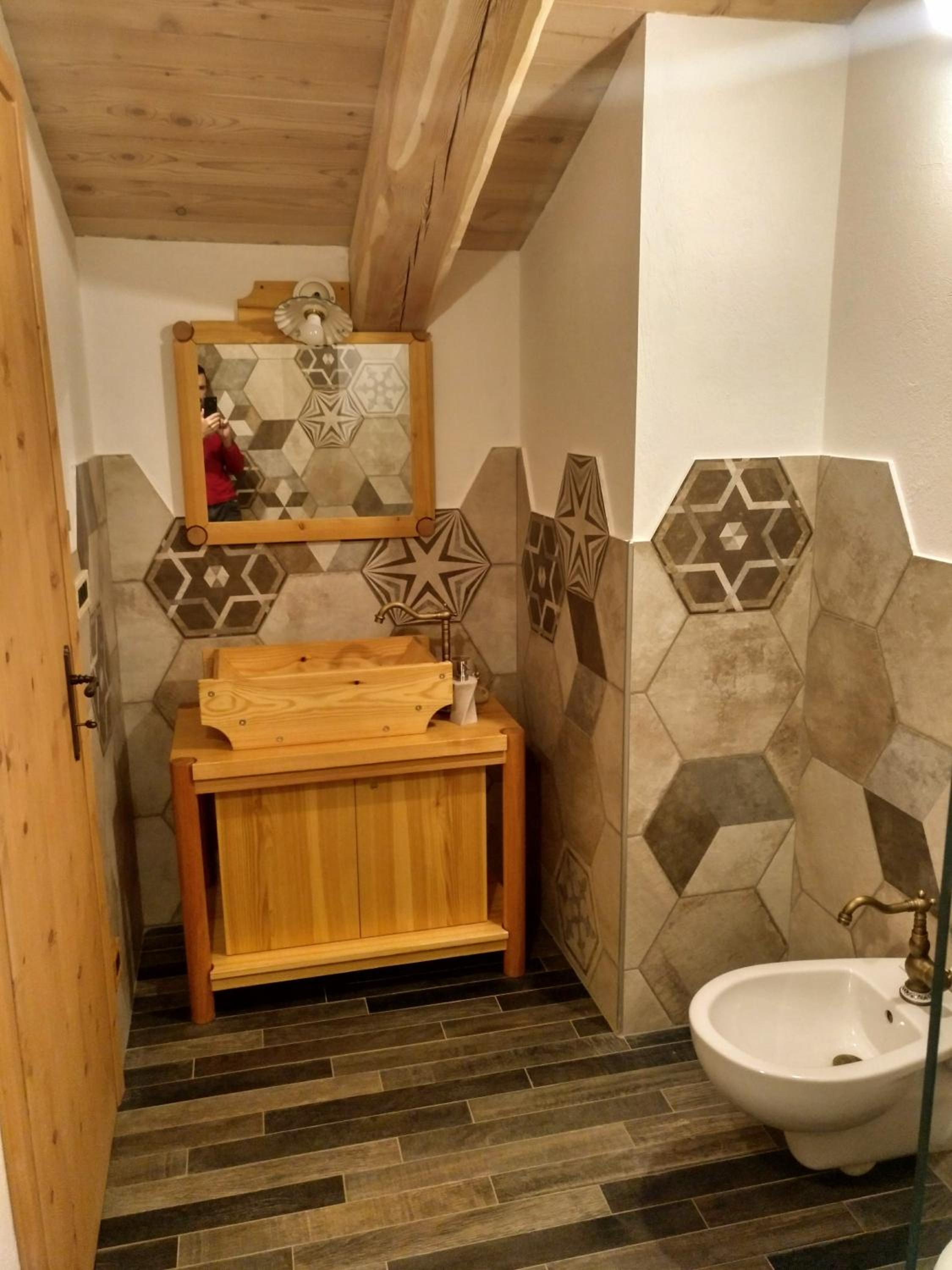 Quadruple Room with Private Bathroom - Photo 7