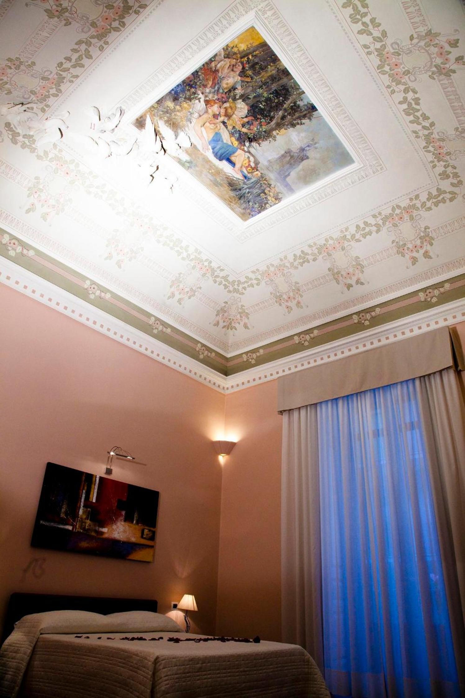 Deluxe Double Room with Spa Bath  - Photo 5
