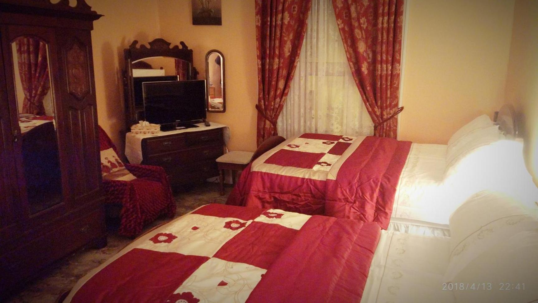 Double or Twin Room with Private Bathroom