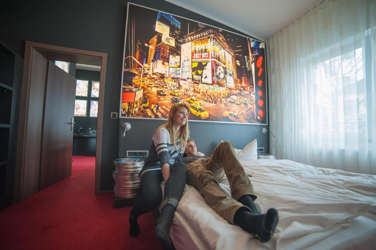 Double Room - Photo 11