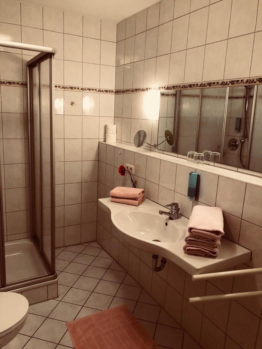 Single Room photo 3