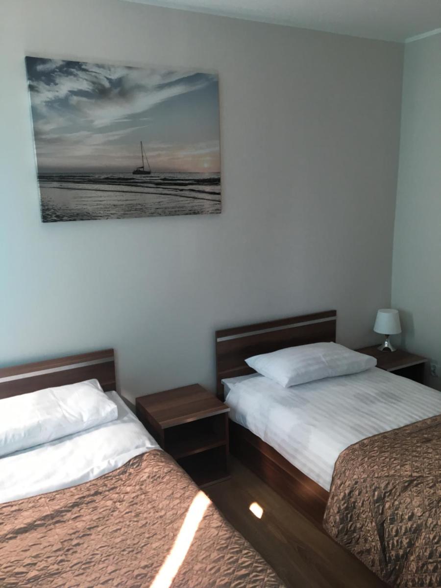 Double Room - Photo 4