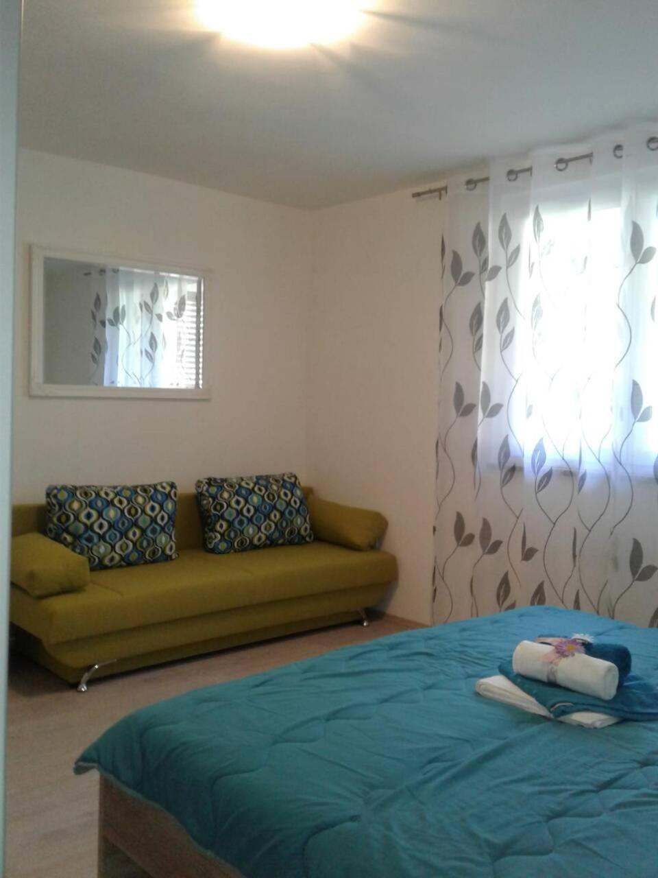 Three-Bedroom Apartment photo 1